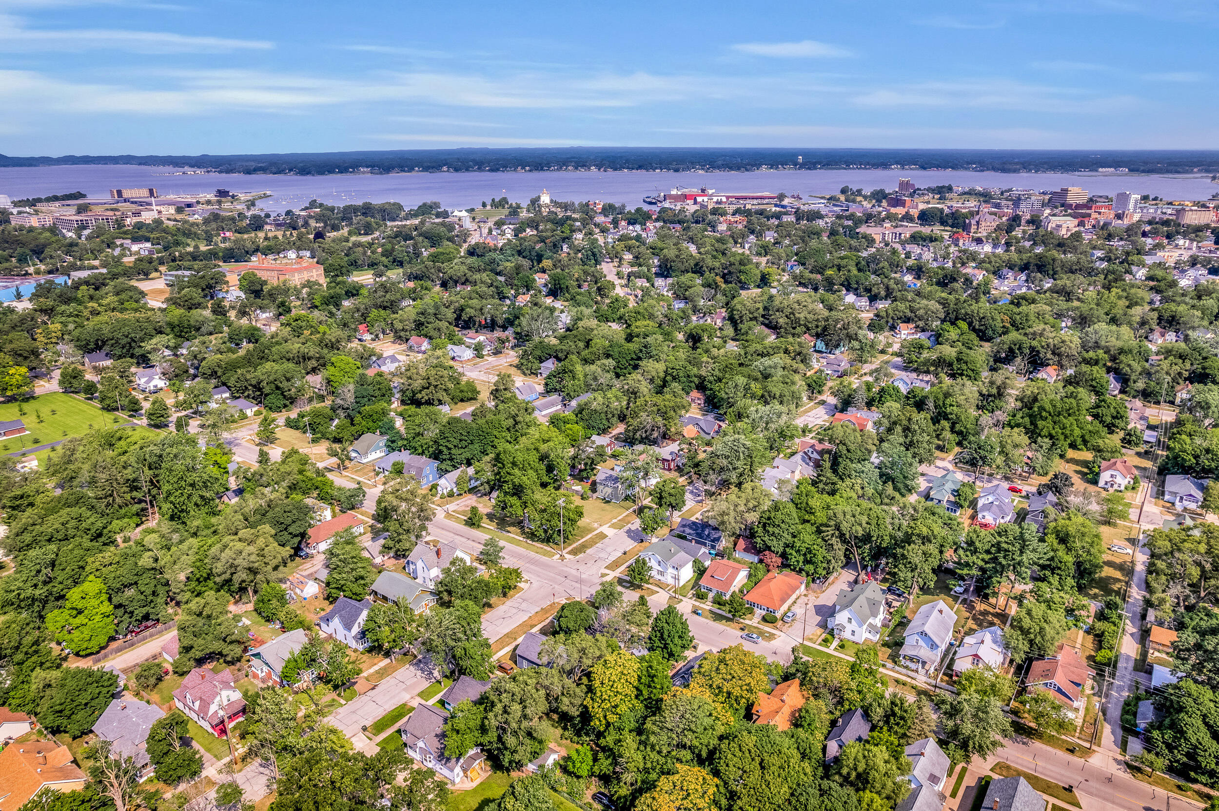 253 W Southern Avenue