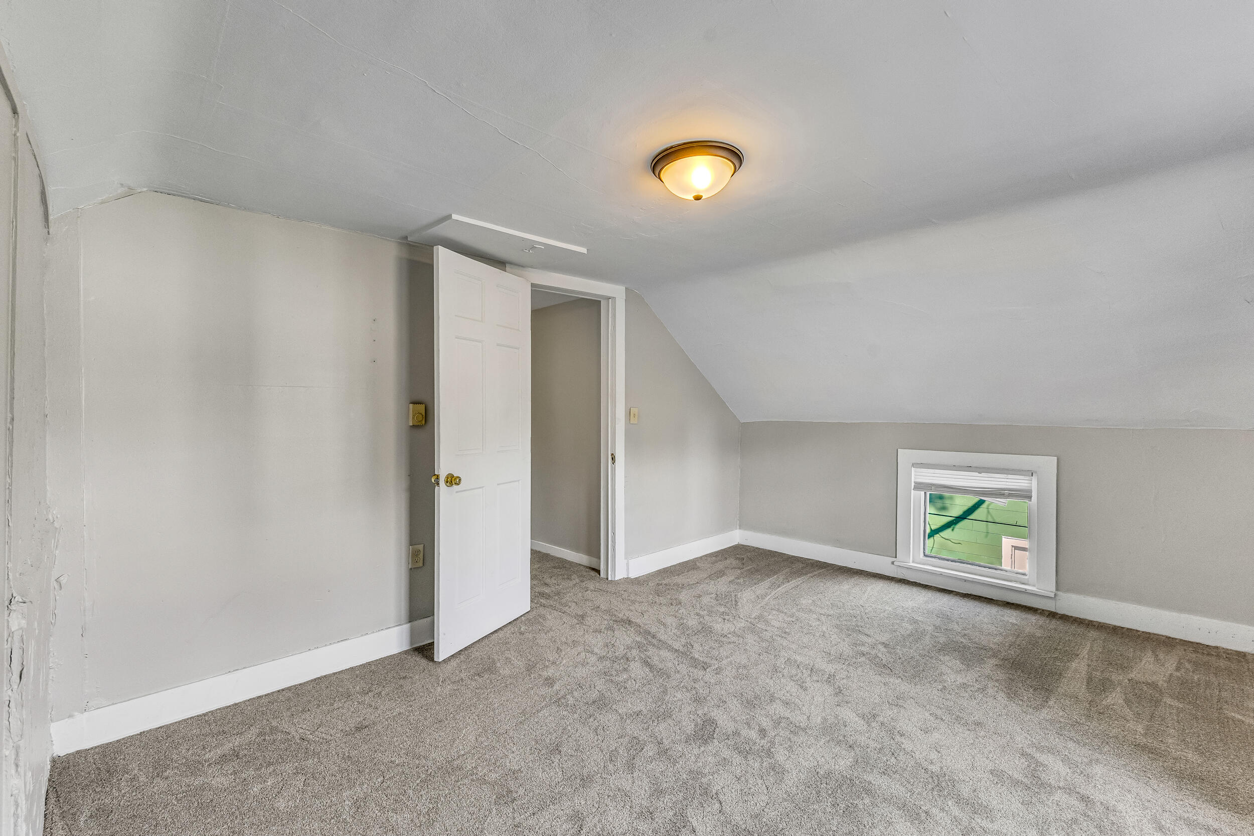 253 W Southern Avenue