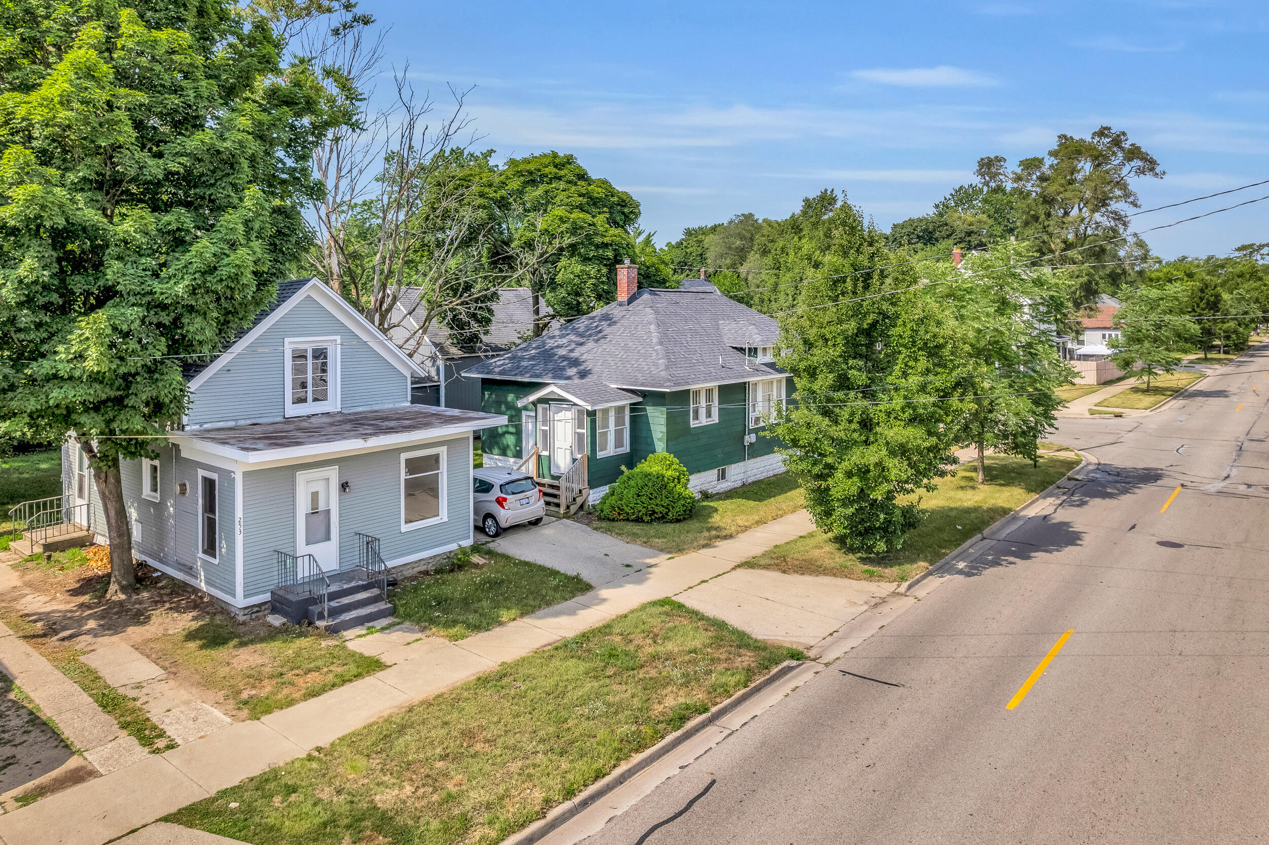 253 W Southern Avenue