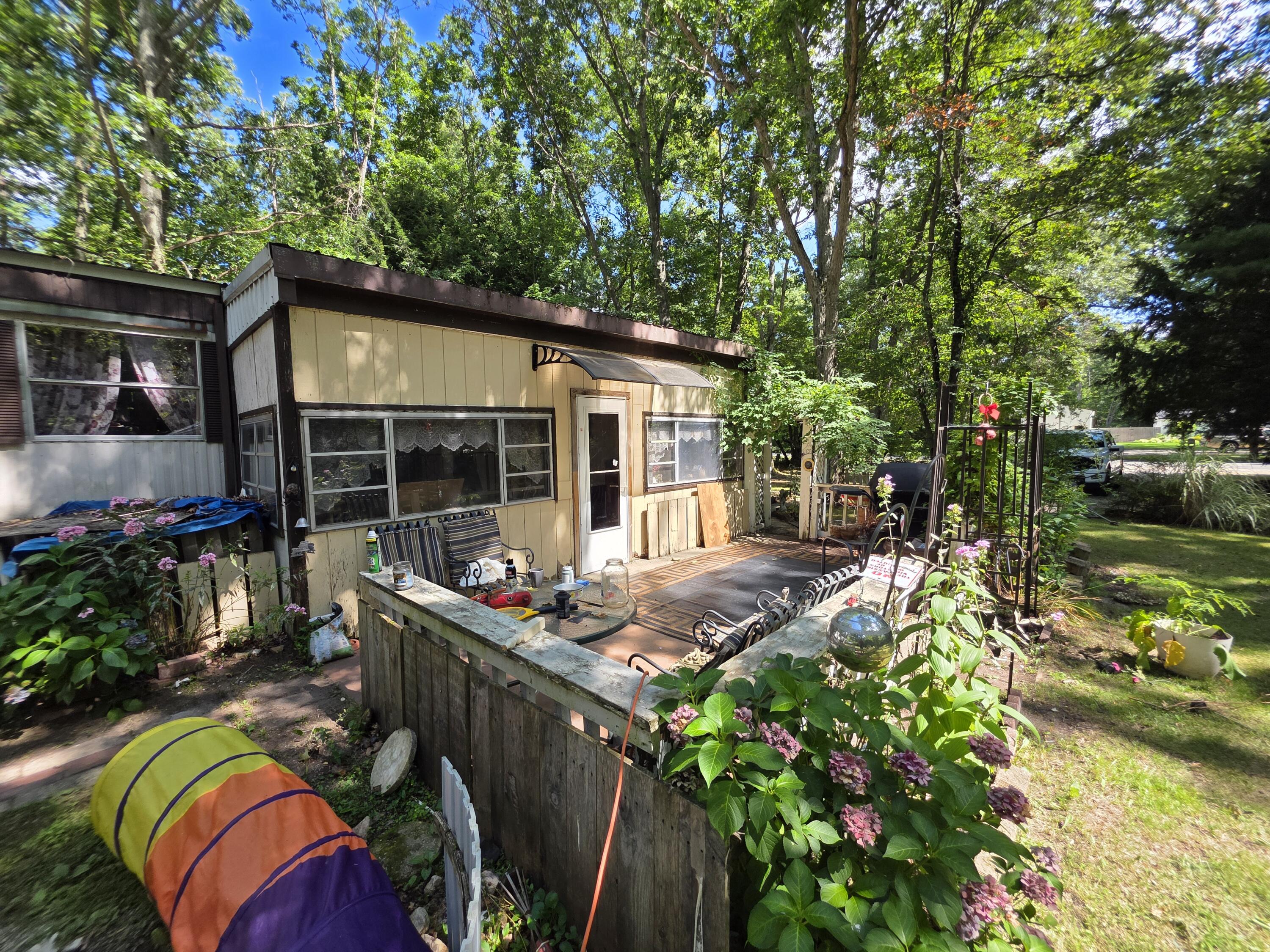 10831 Parkwood Drive