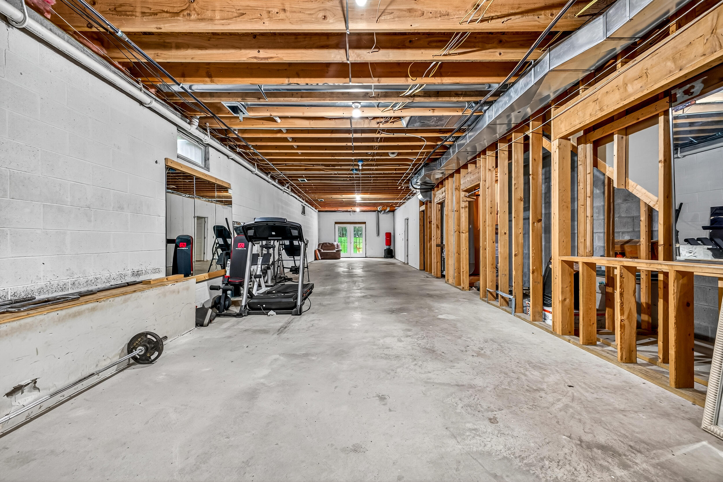 6472 Beverlyway Drive