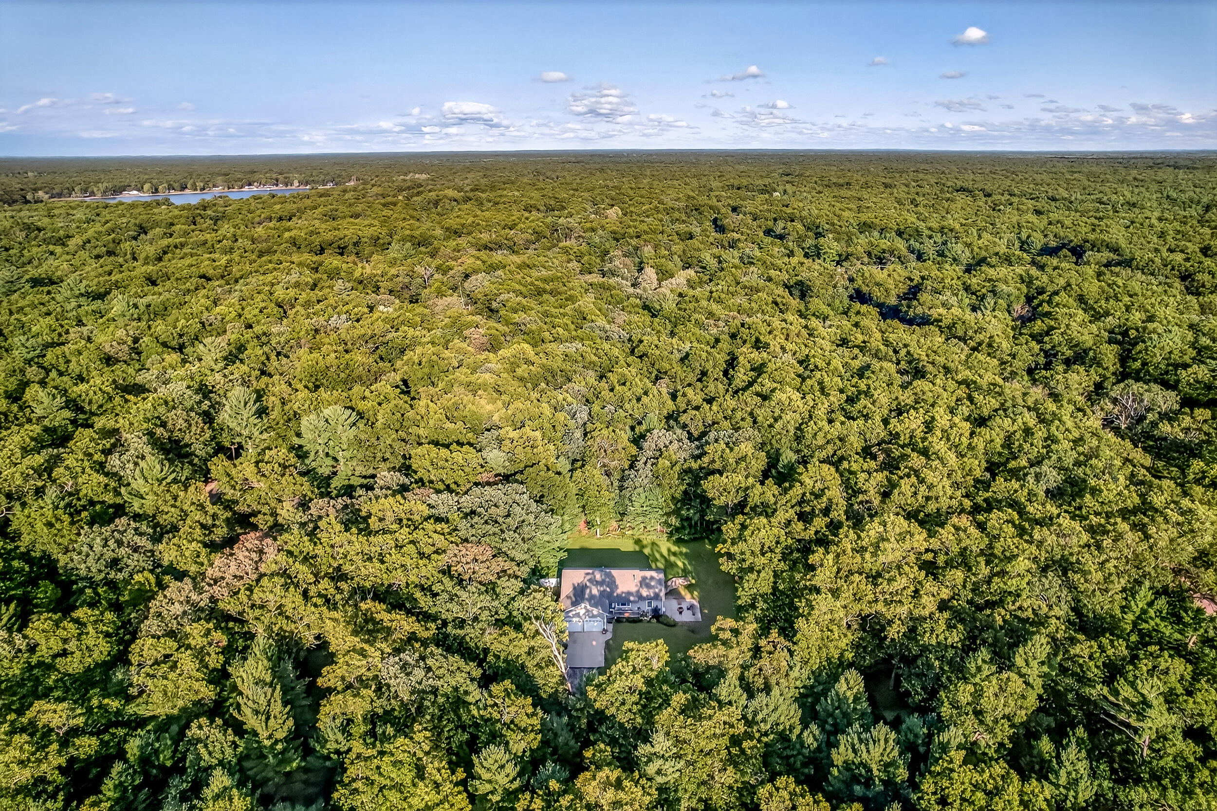 6472 Beverlyway Drive