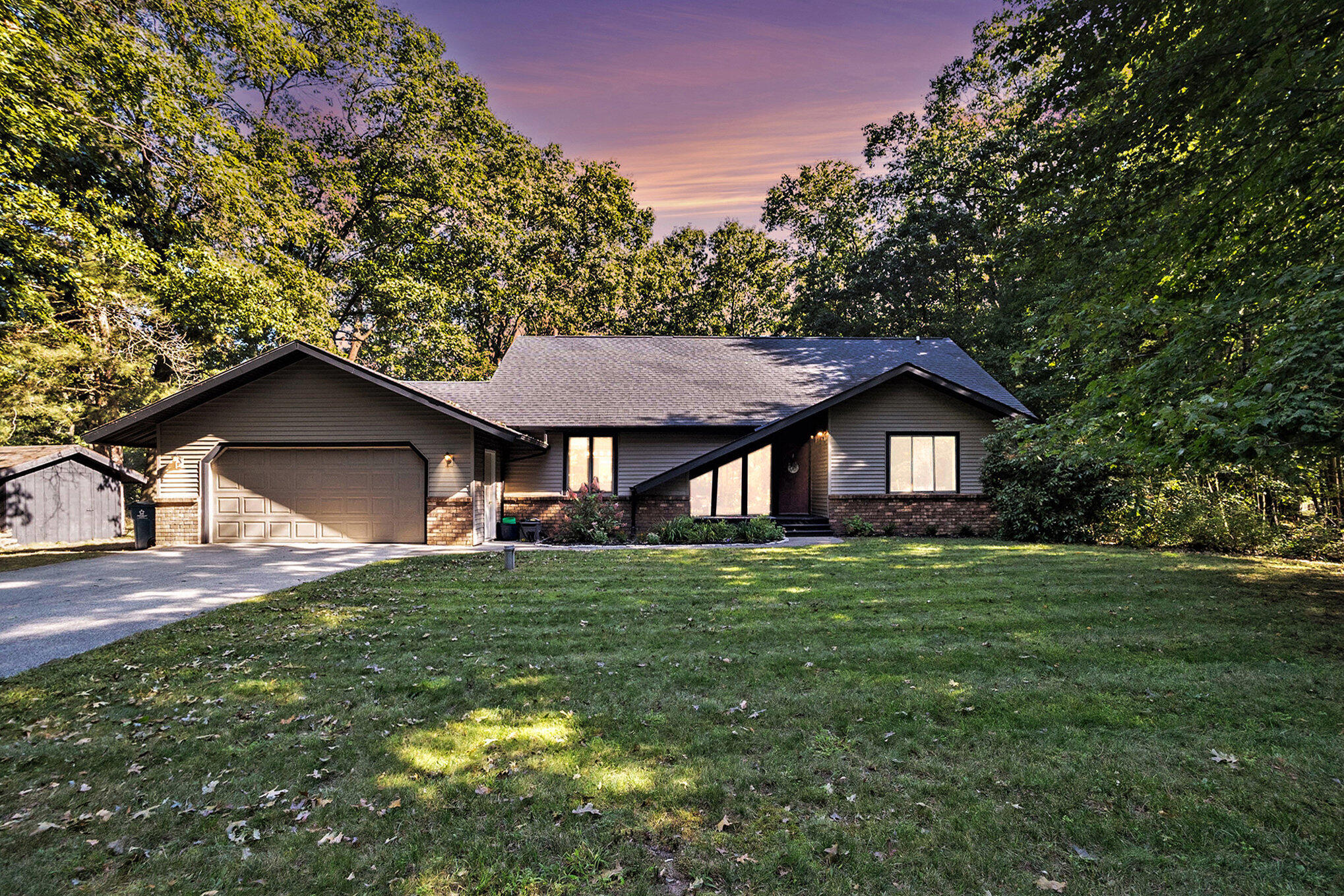 4268 W White Lake Drive