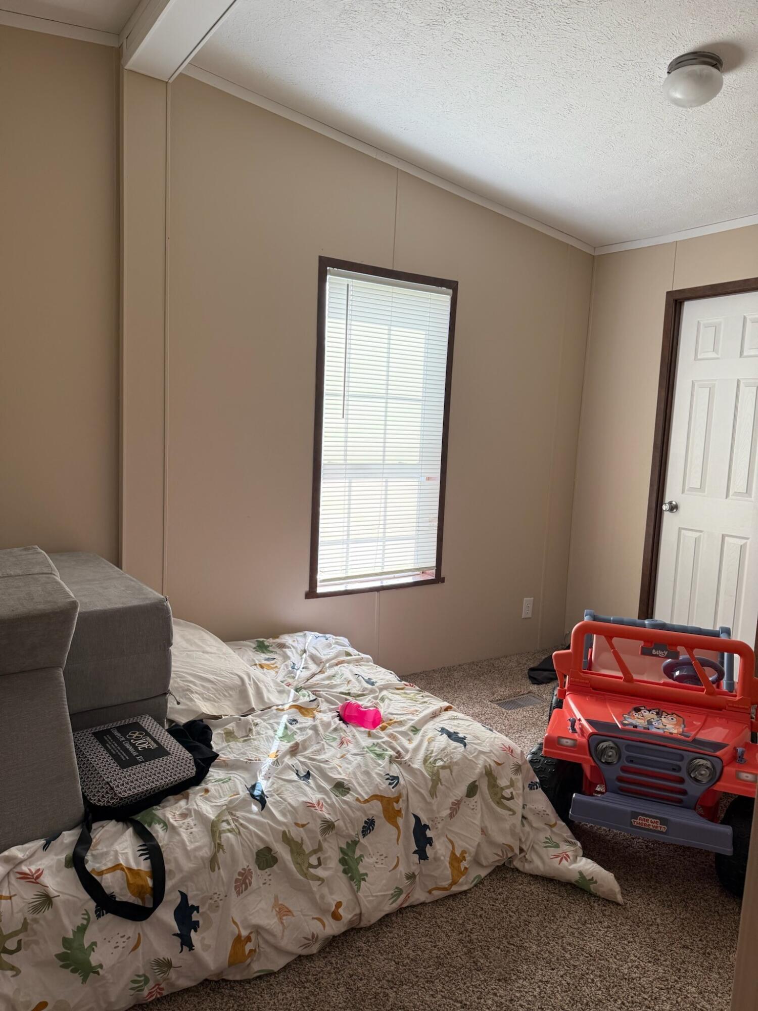 1832 Pepperwood Trail W