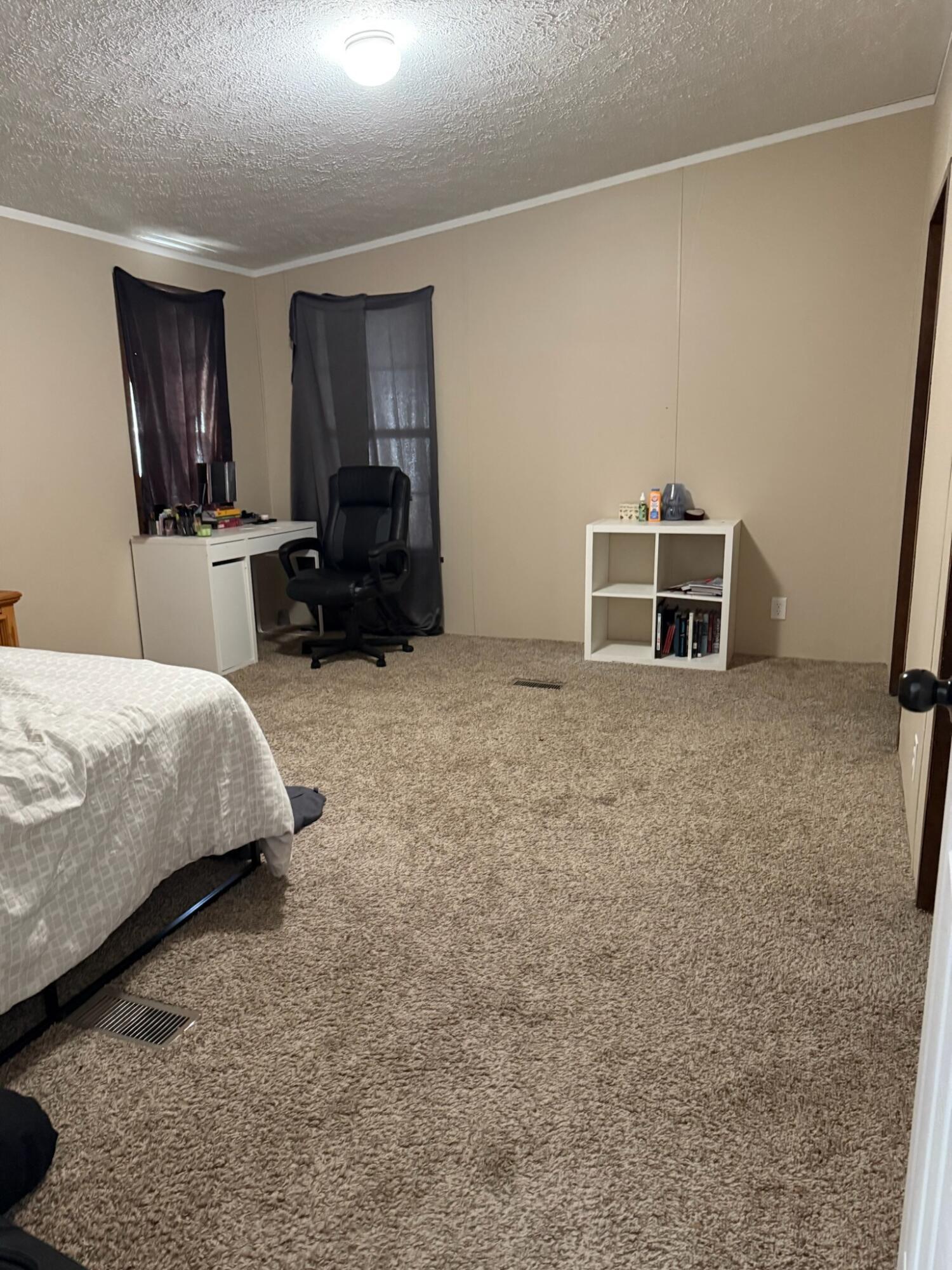1832 Pepperwood Trail W