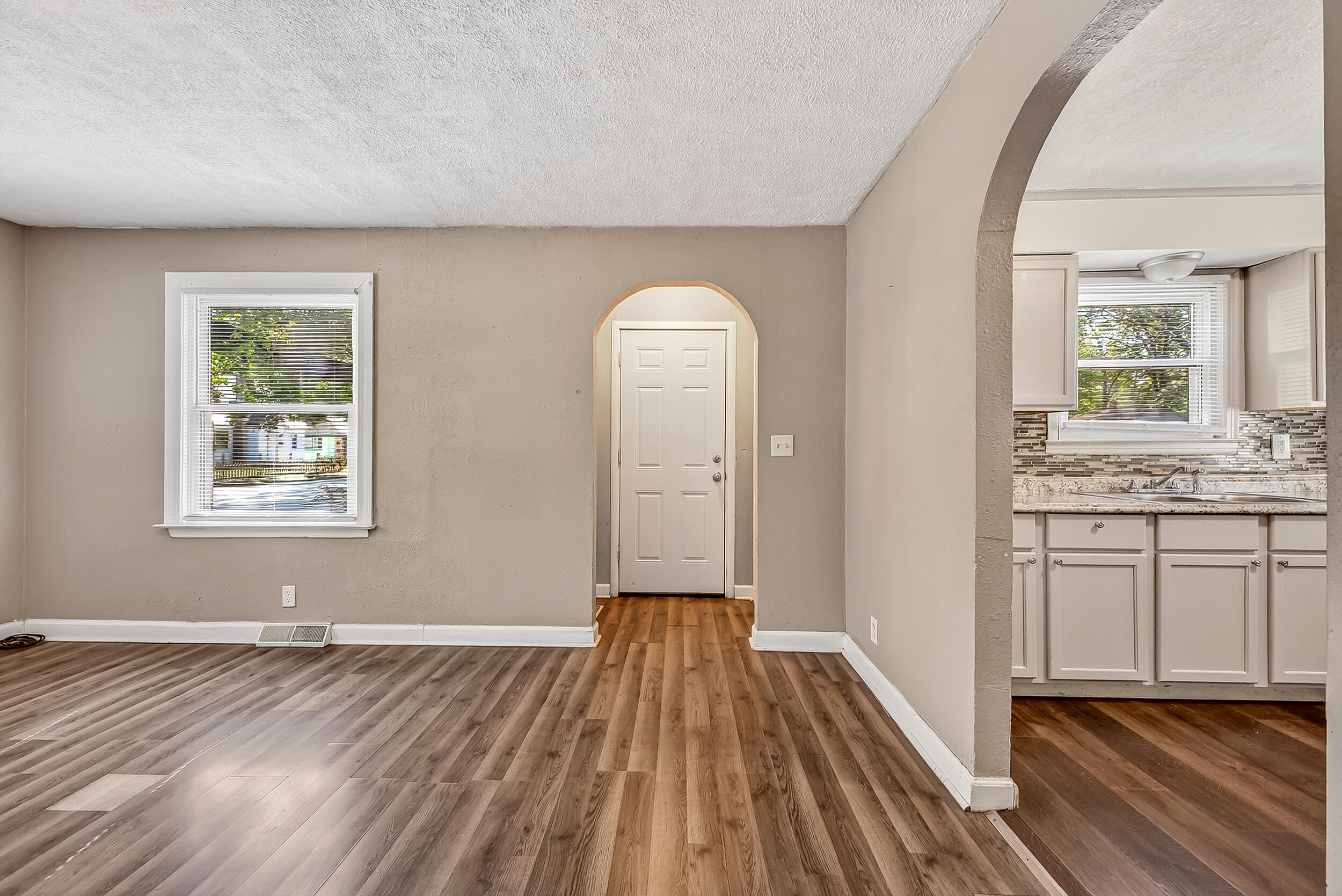 356 Amsterdam Avenue