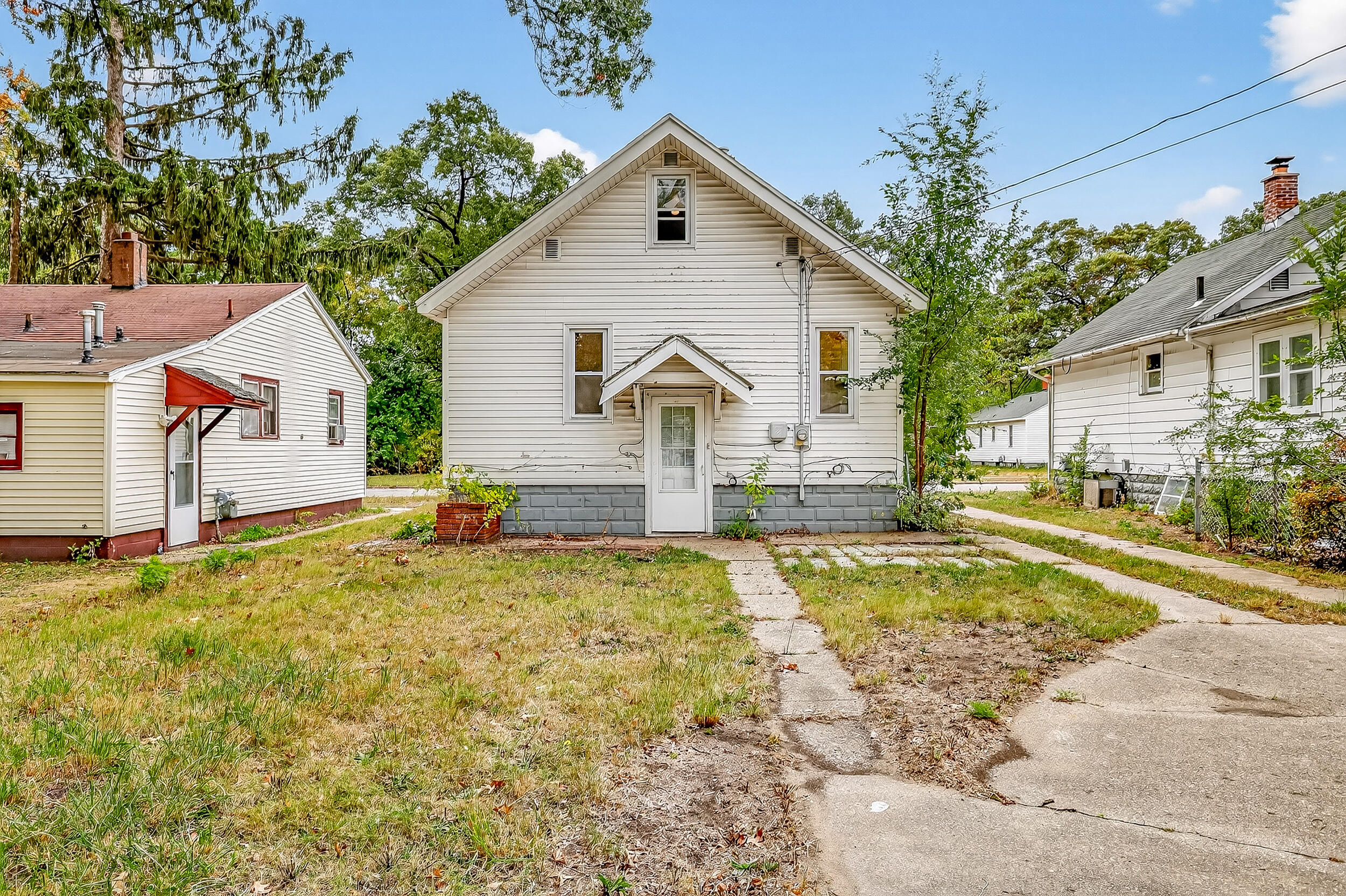 224 E Lincoln Avenue