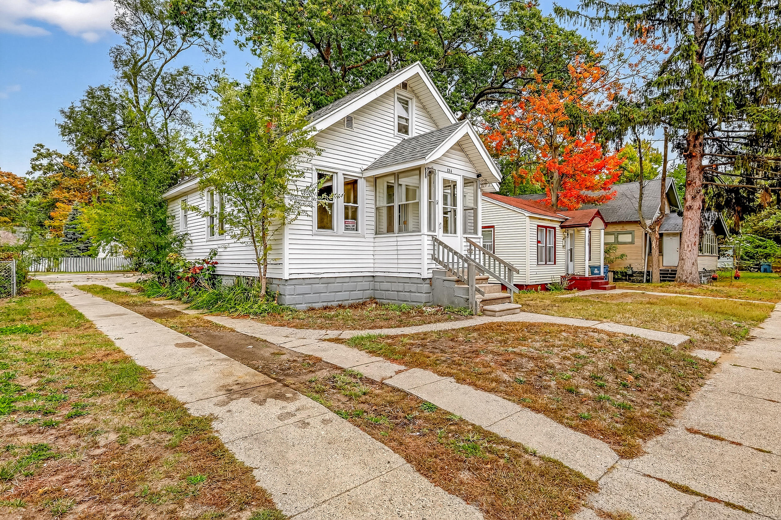 224 E Lincoln Avenue