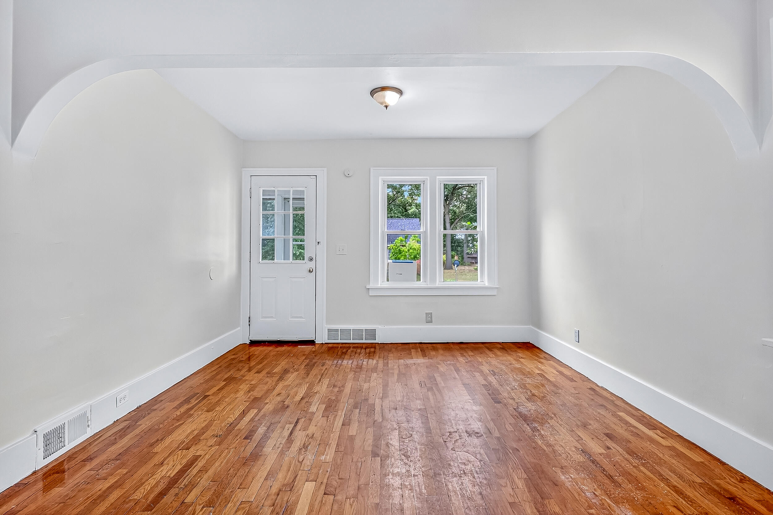 224 E Lincoln Avenue