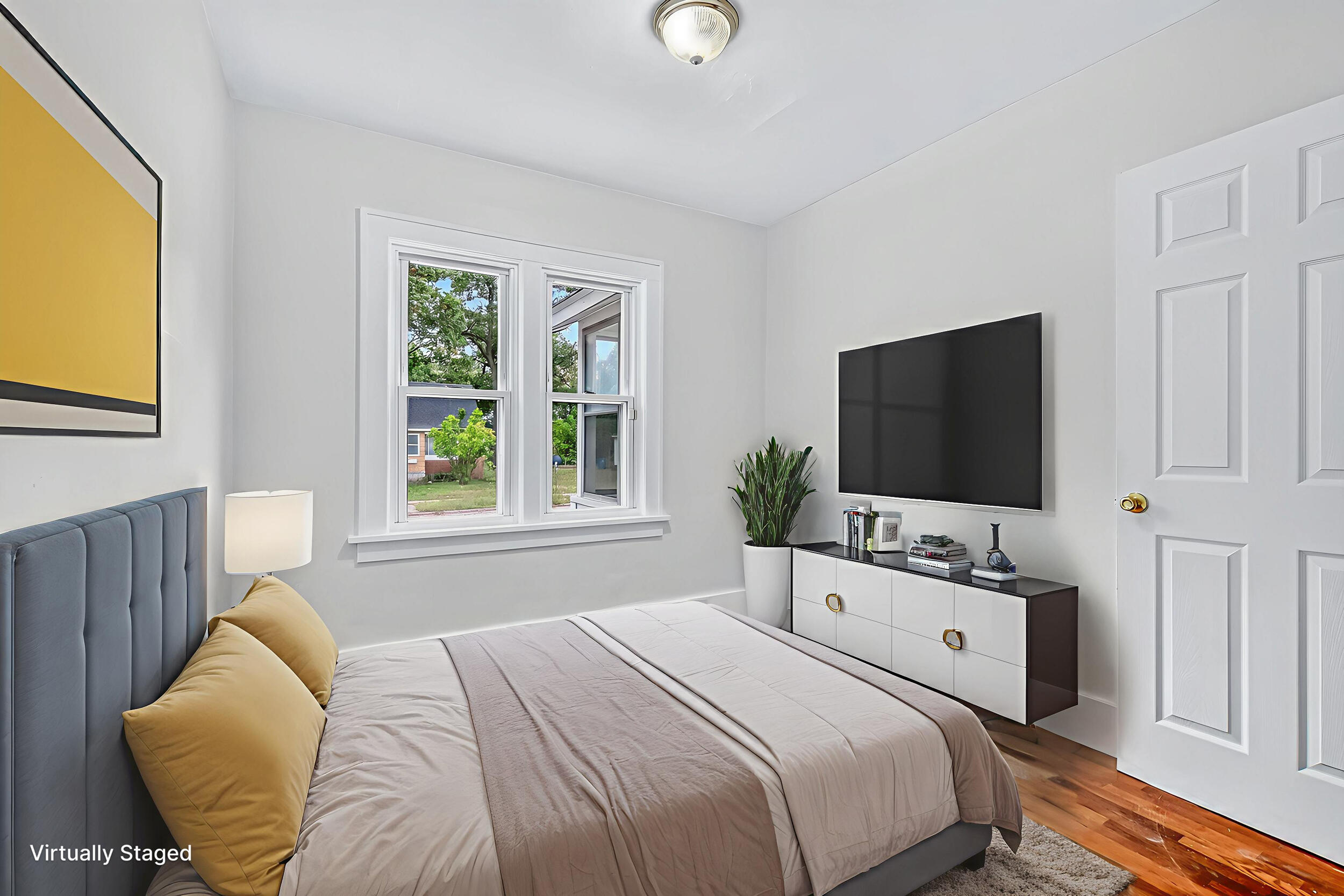 224 E Lincoln Avenue