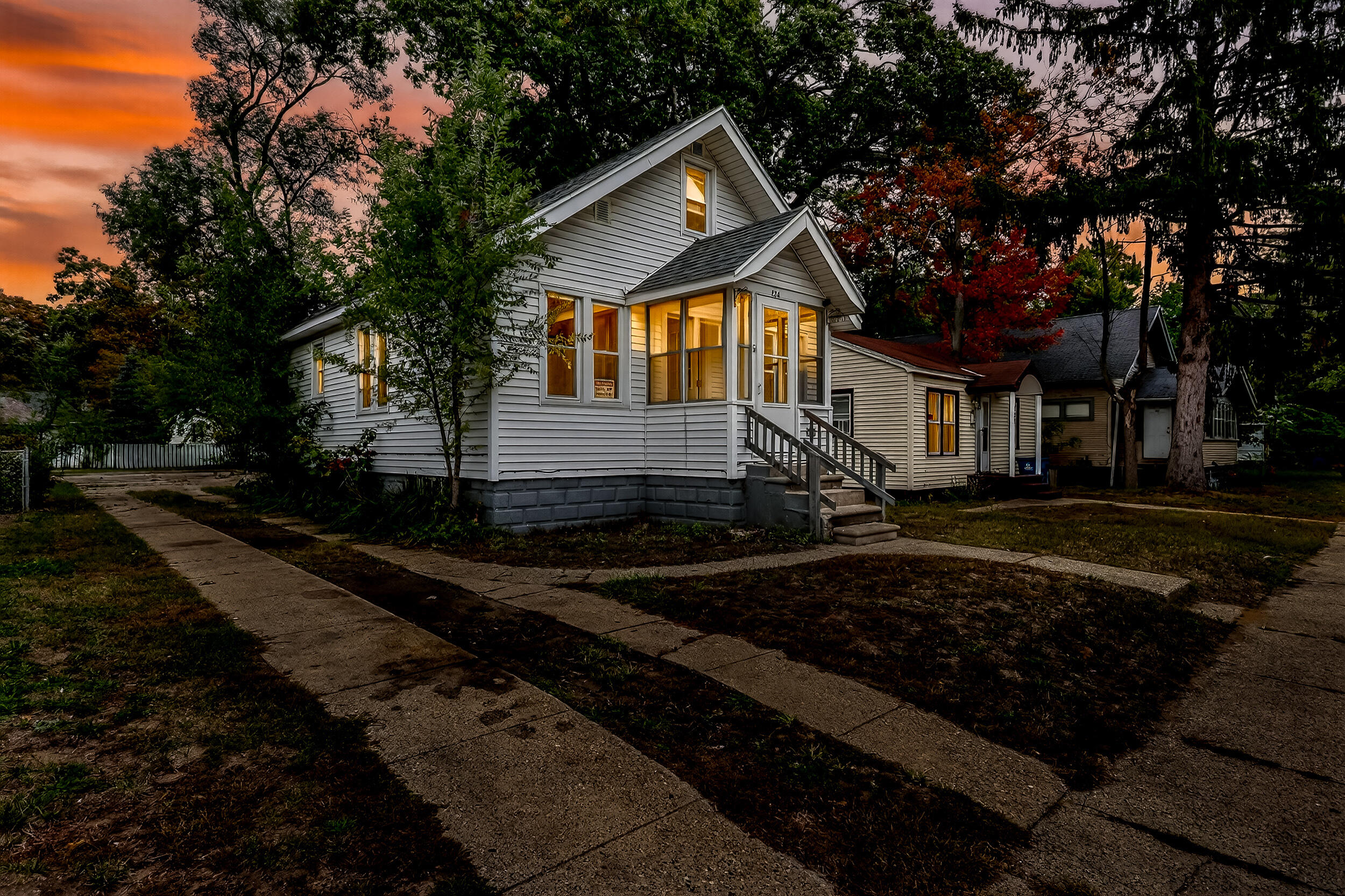 224 E Lincoln Avenue