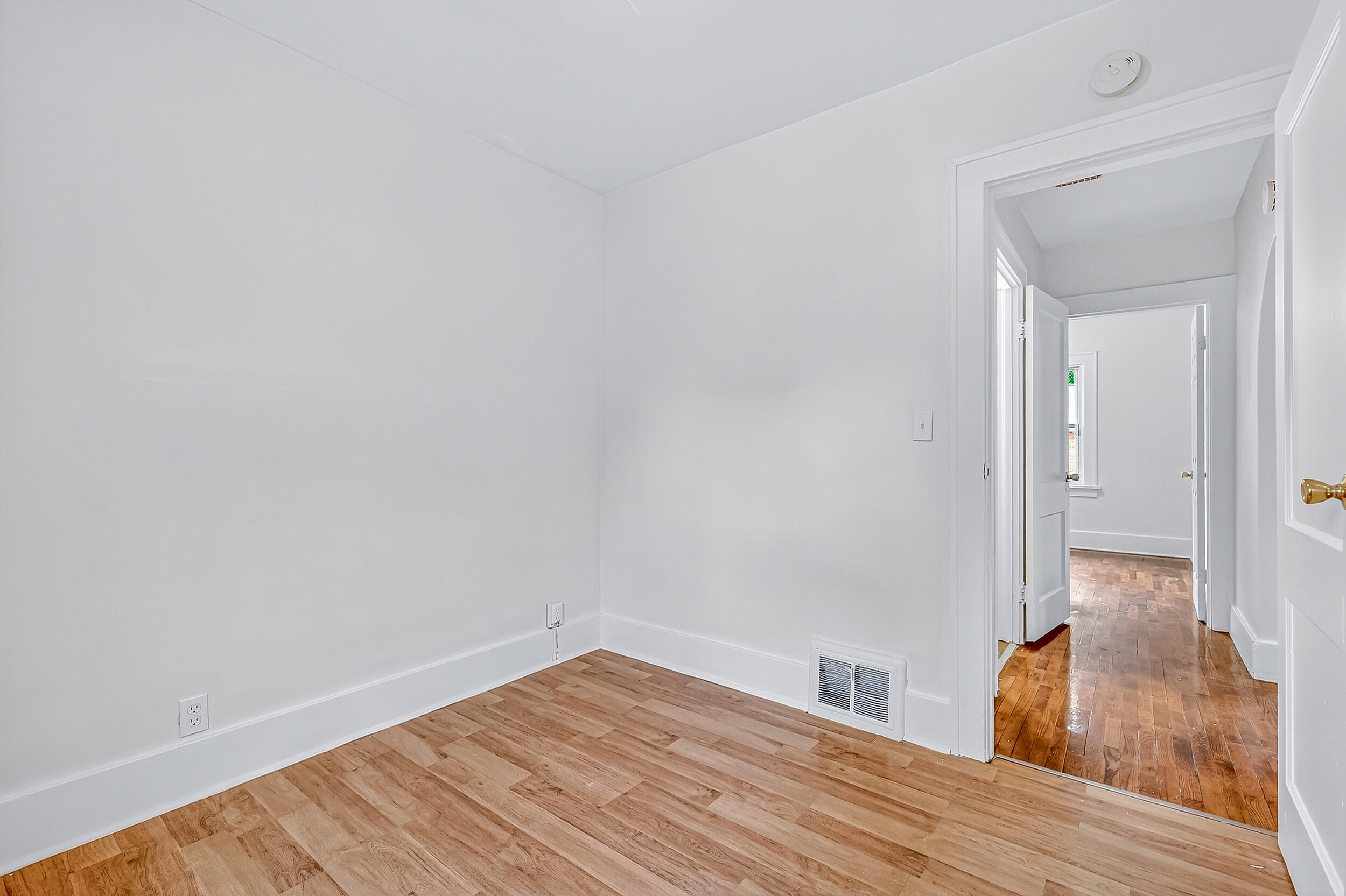 224 E Lincoln Avenue