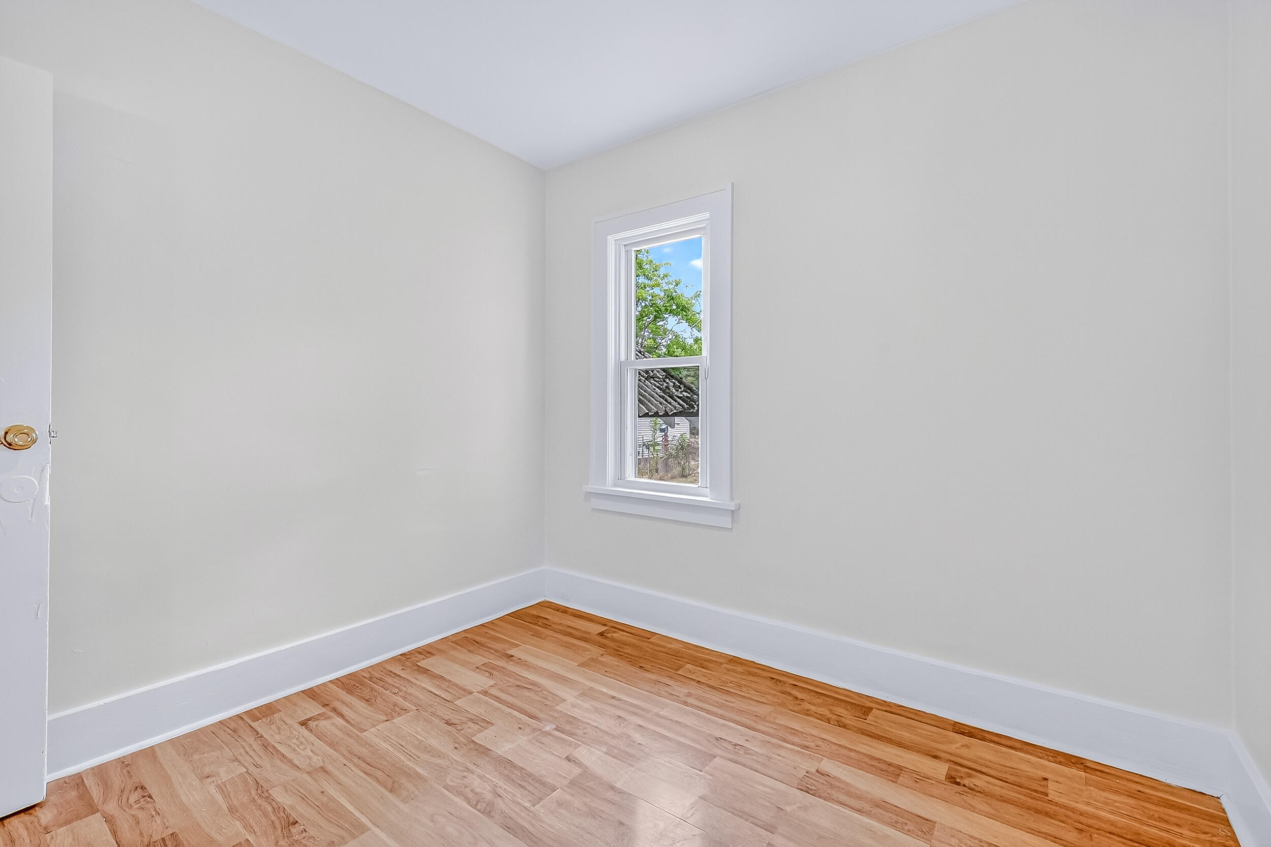 224 E Lincoln Avenue