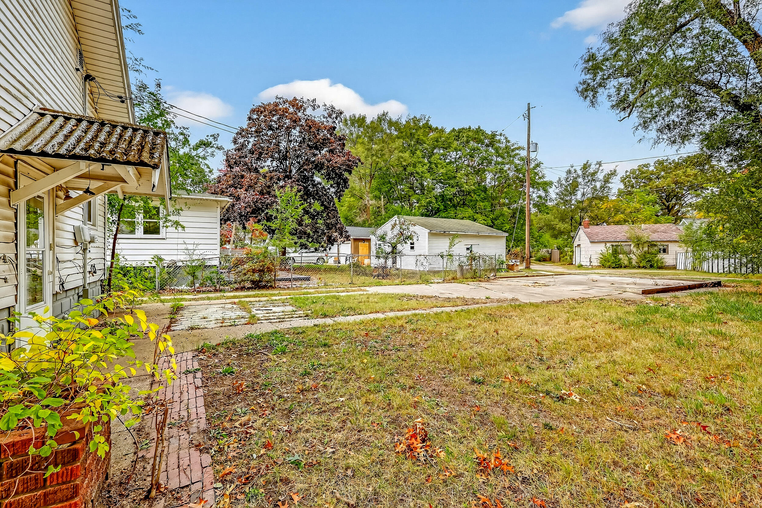 224 E Lincoln Avenue