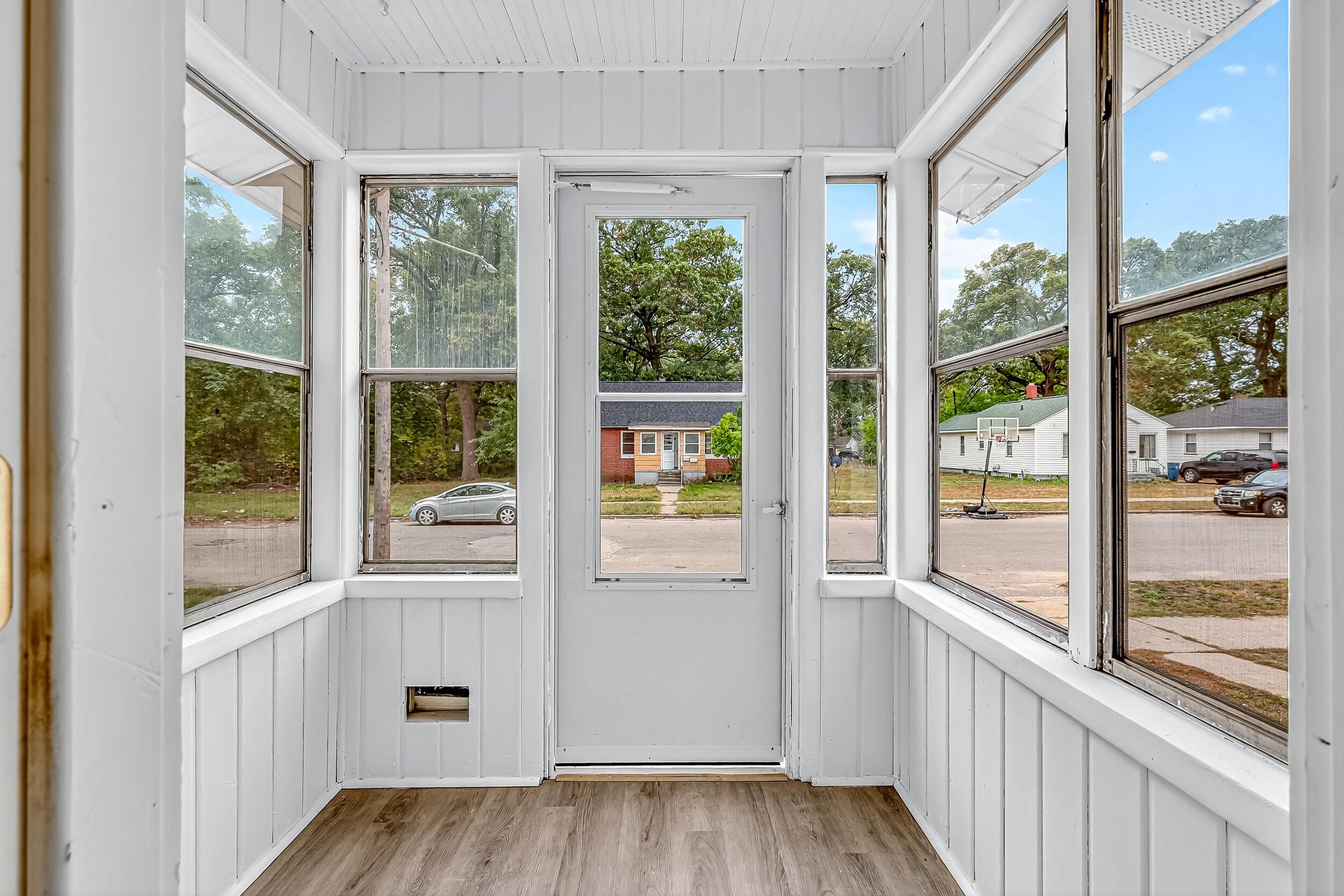 224 E Lincoln Avenue