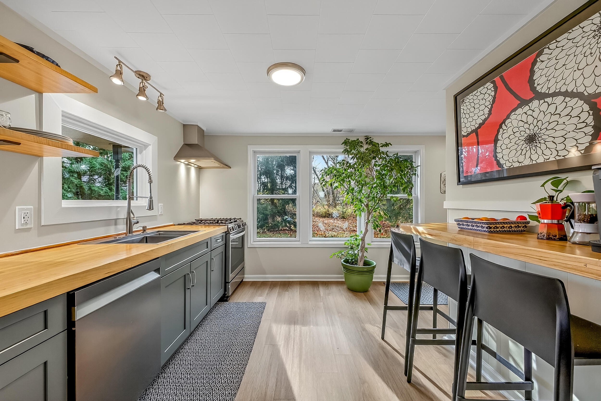 8735 Indian Bay Road