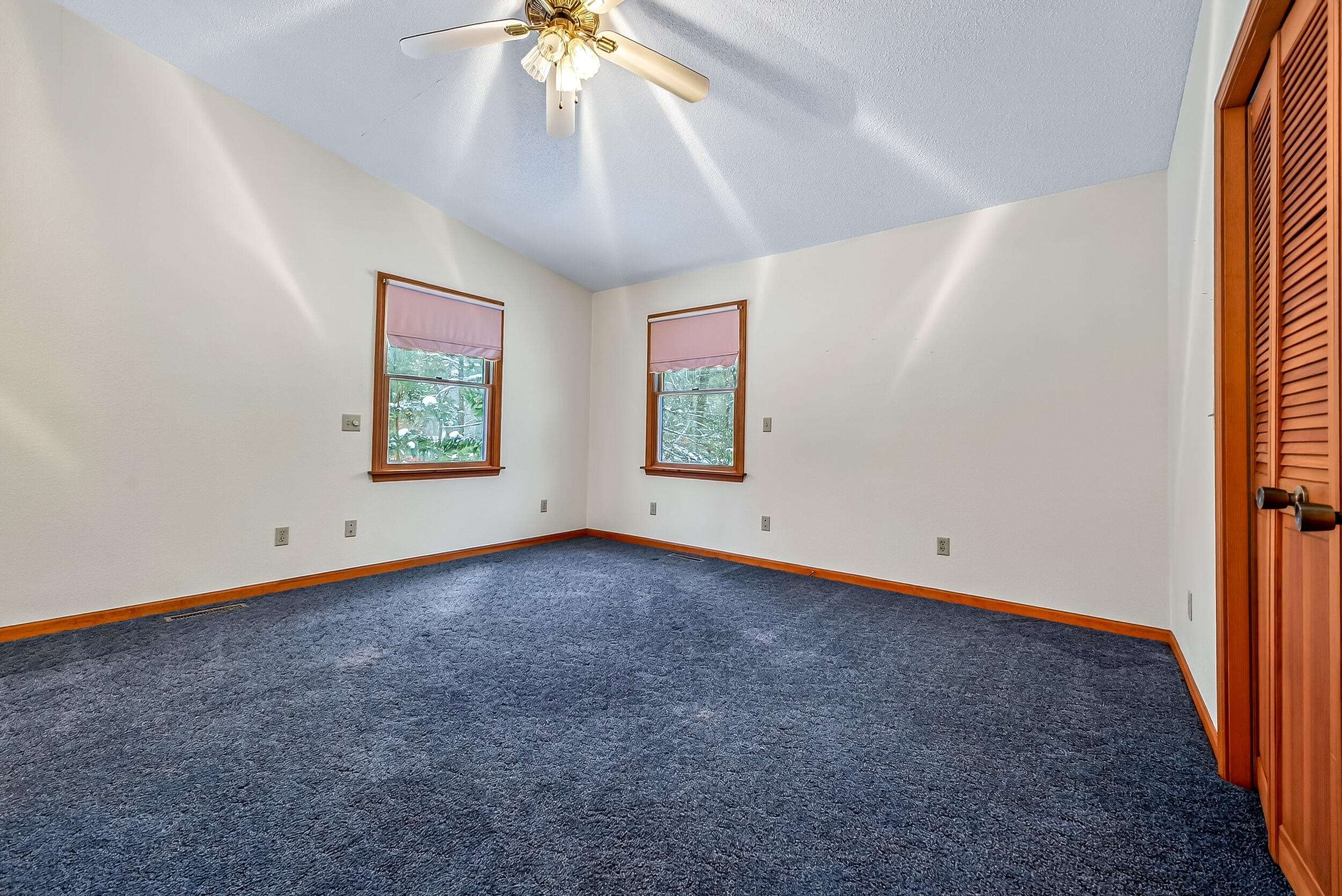 4333 Creekside Drive