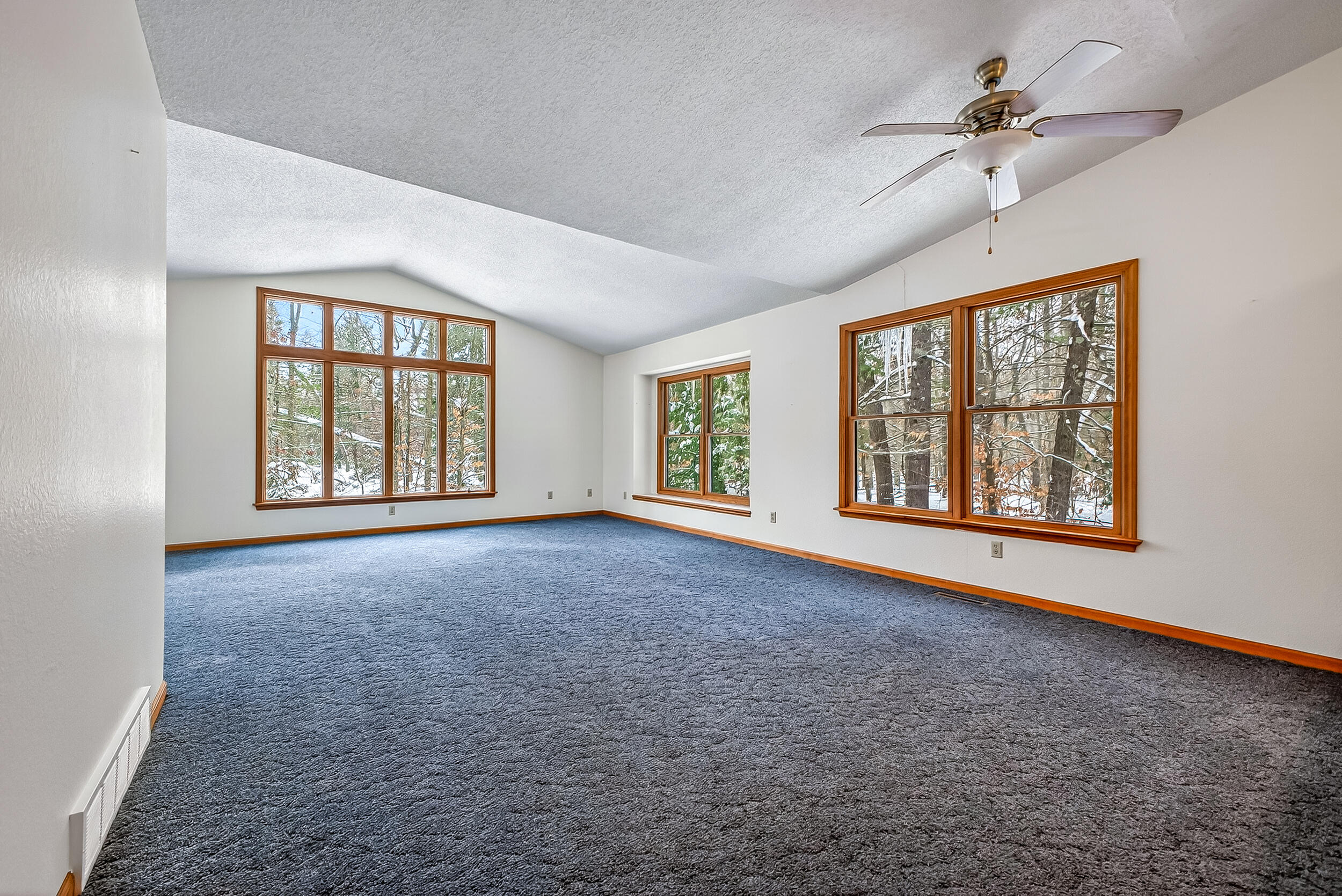 4333 Creekside Drive