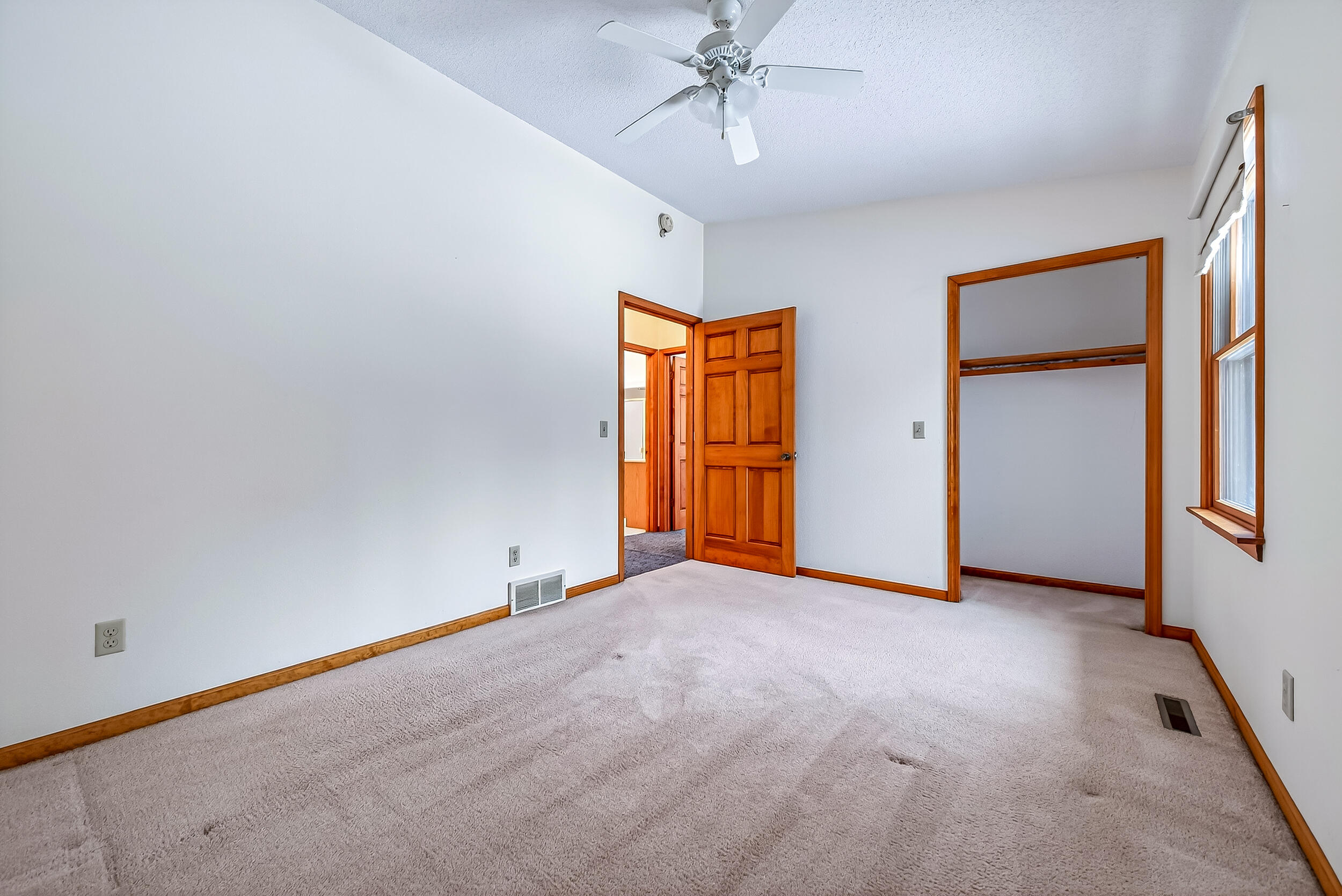 4333 Creekside Drive