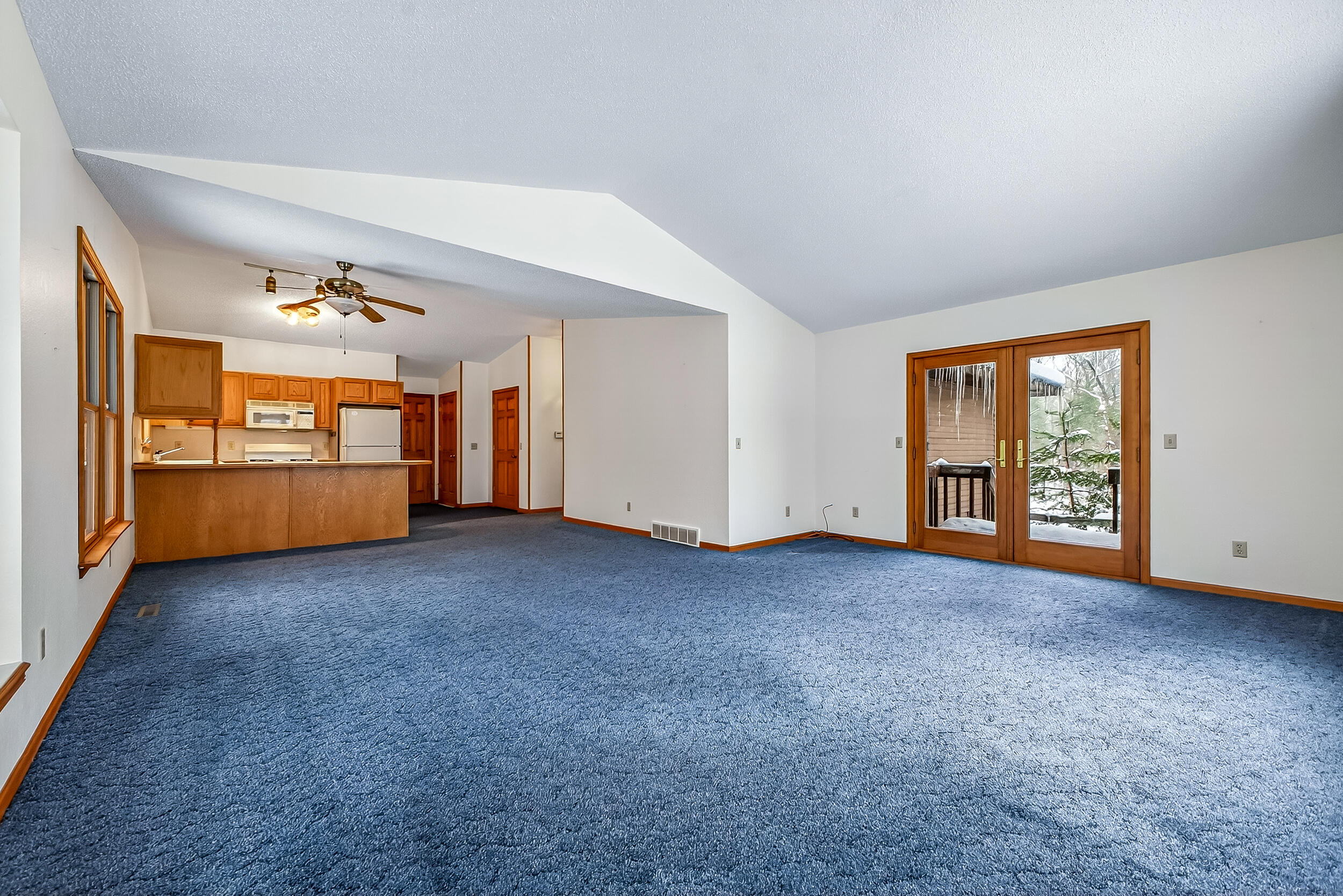 4333 Creekside Drive