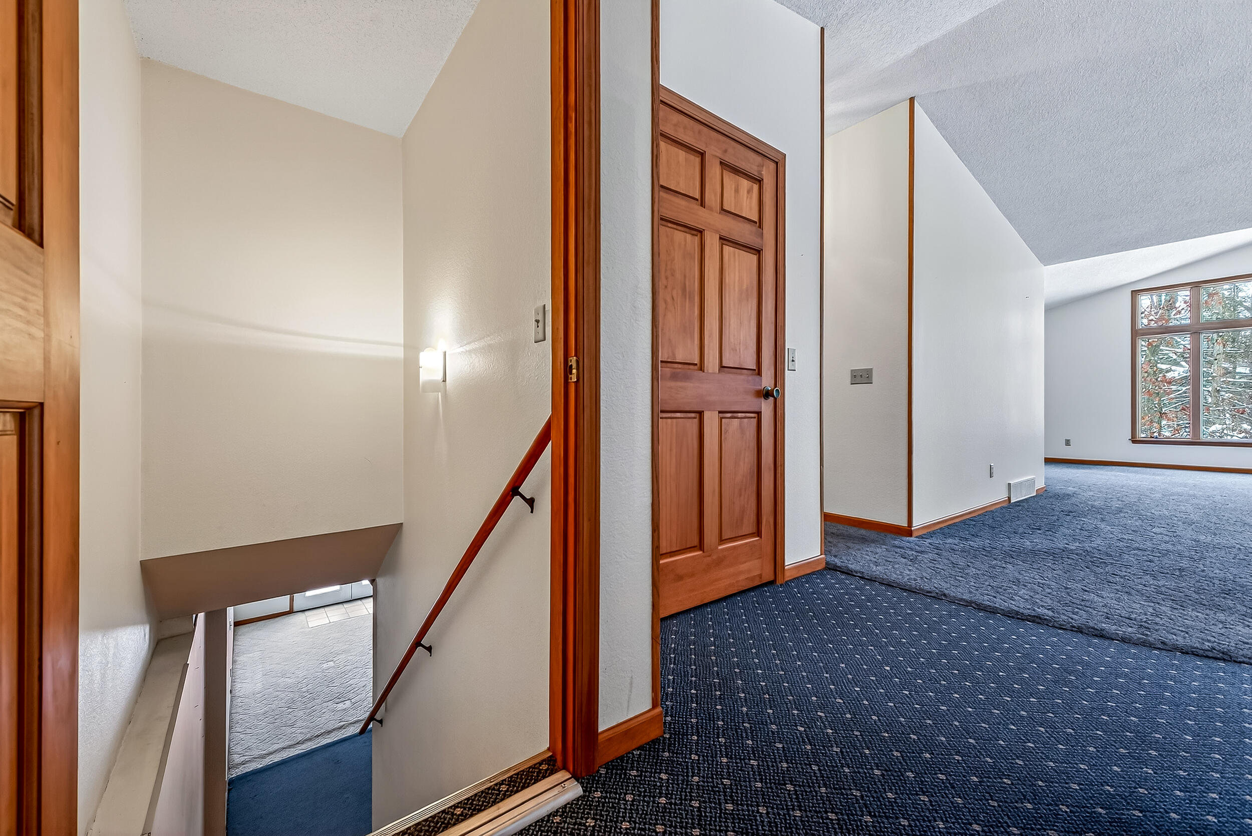 4333 Creekside Drive