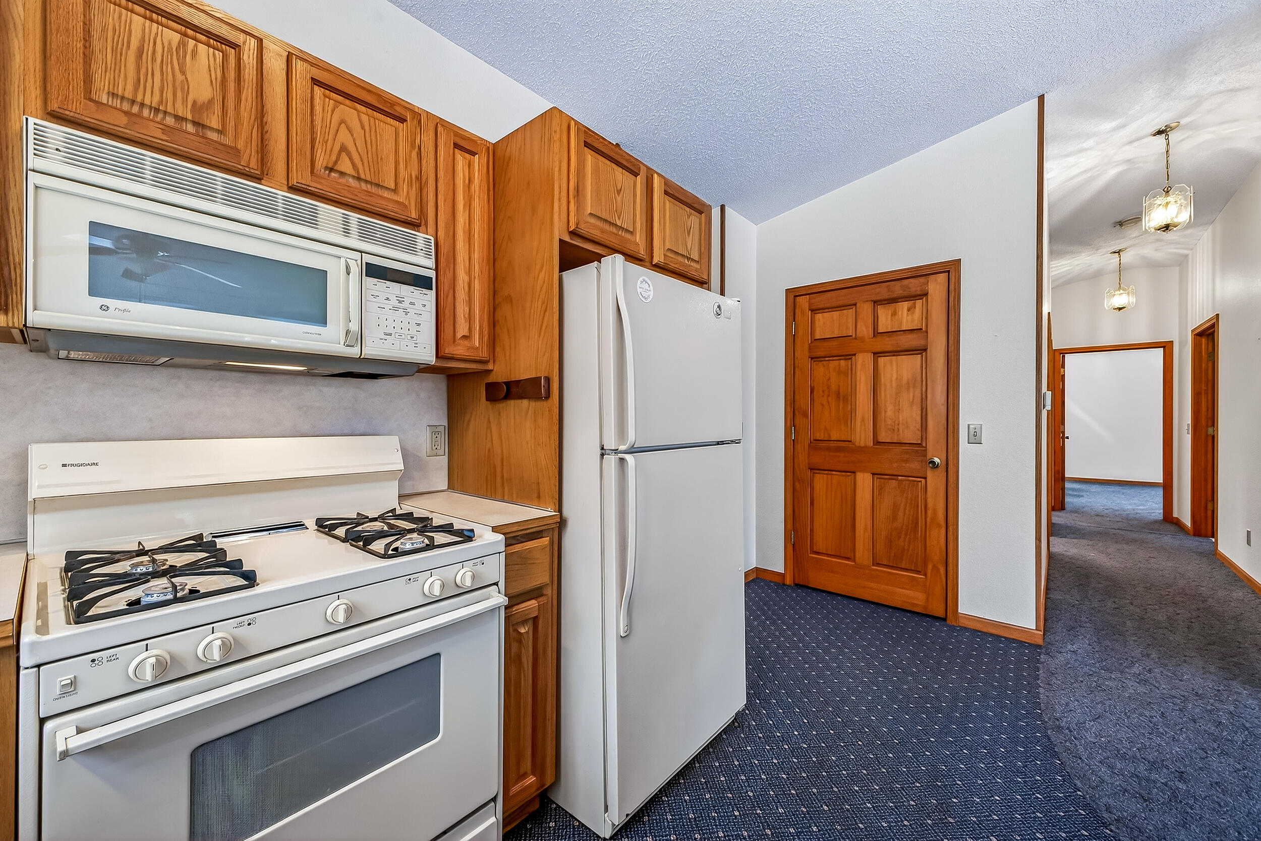 4333 Creekside Drive