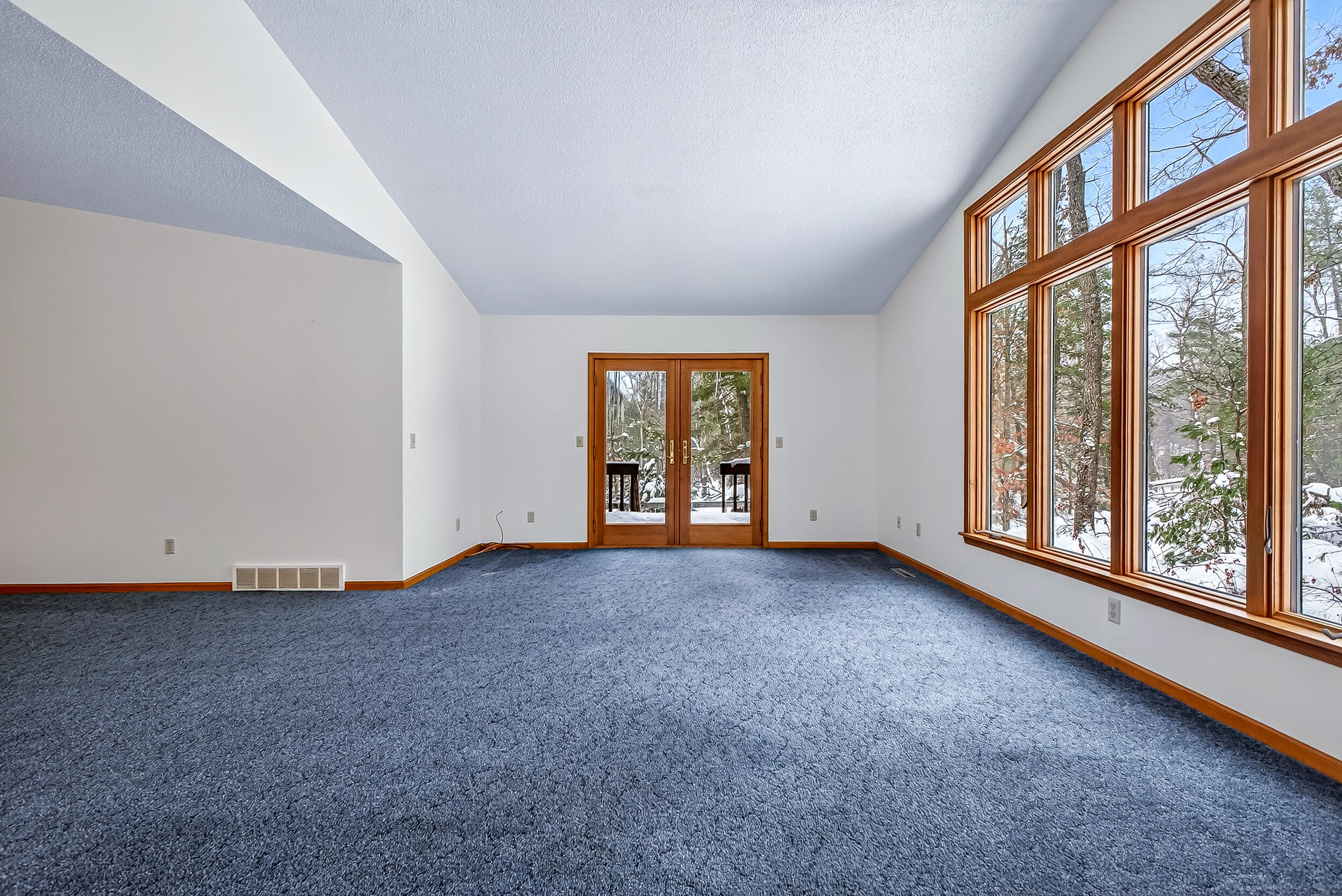 4333 Creekside Drive