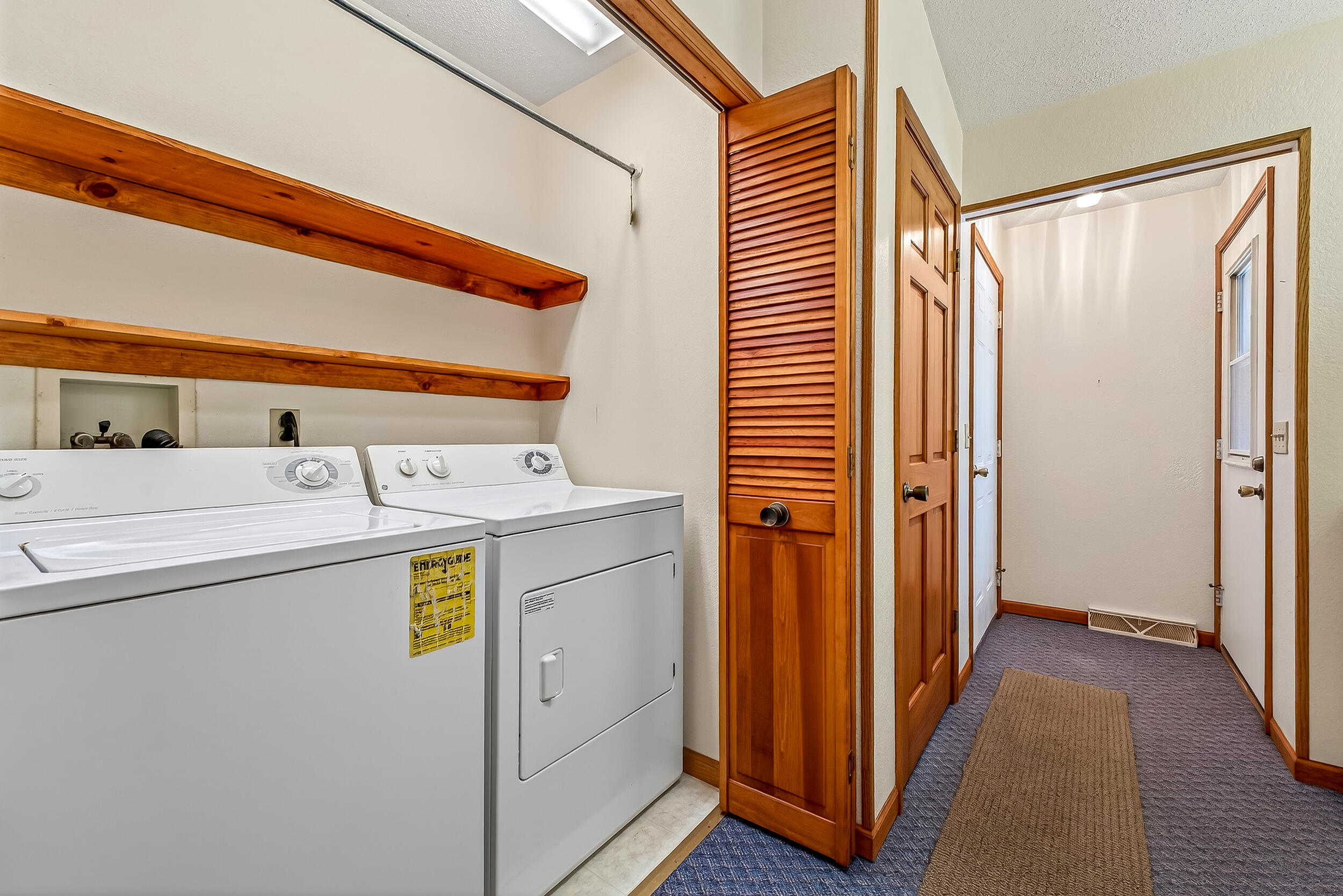 4333 Creekside Drive