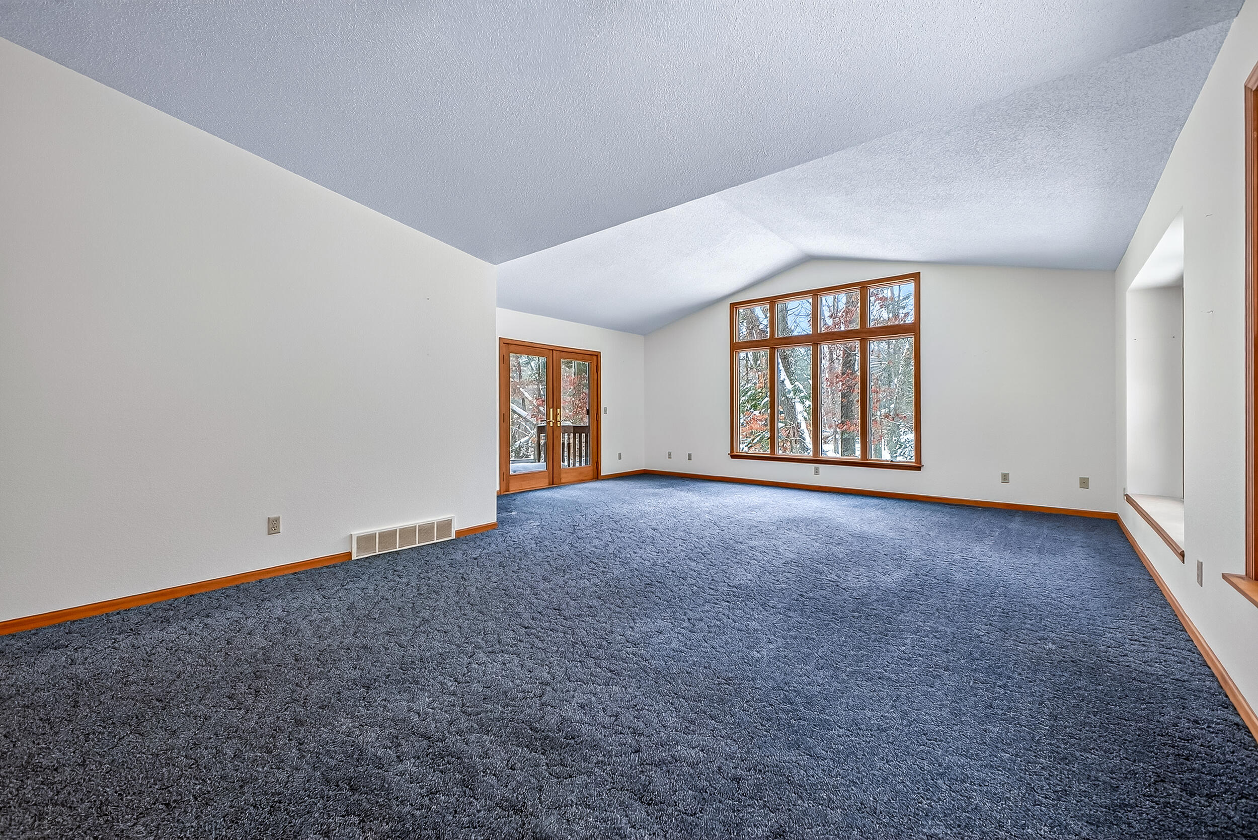 4333 Creekside Drive