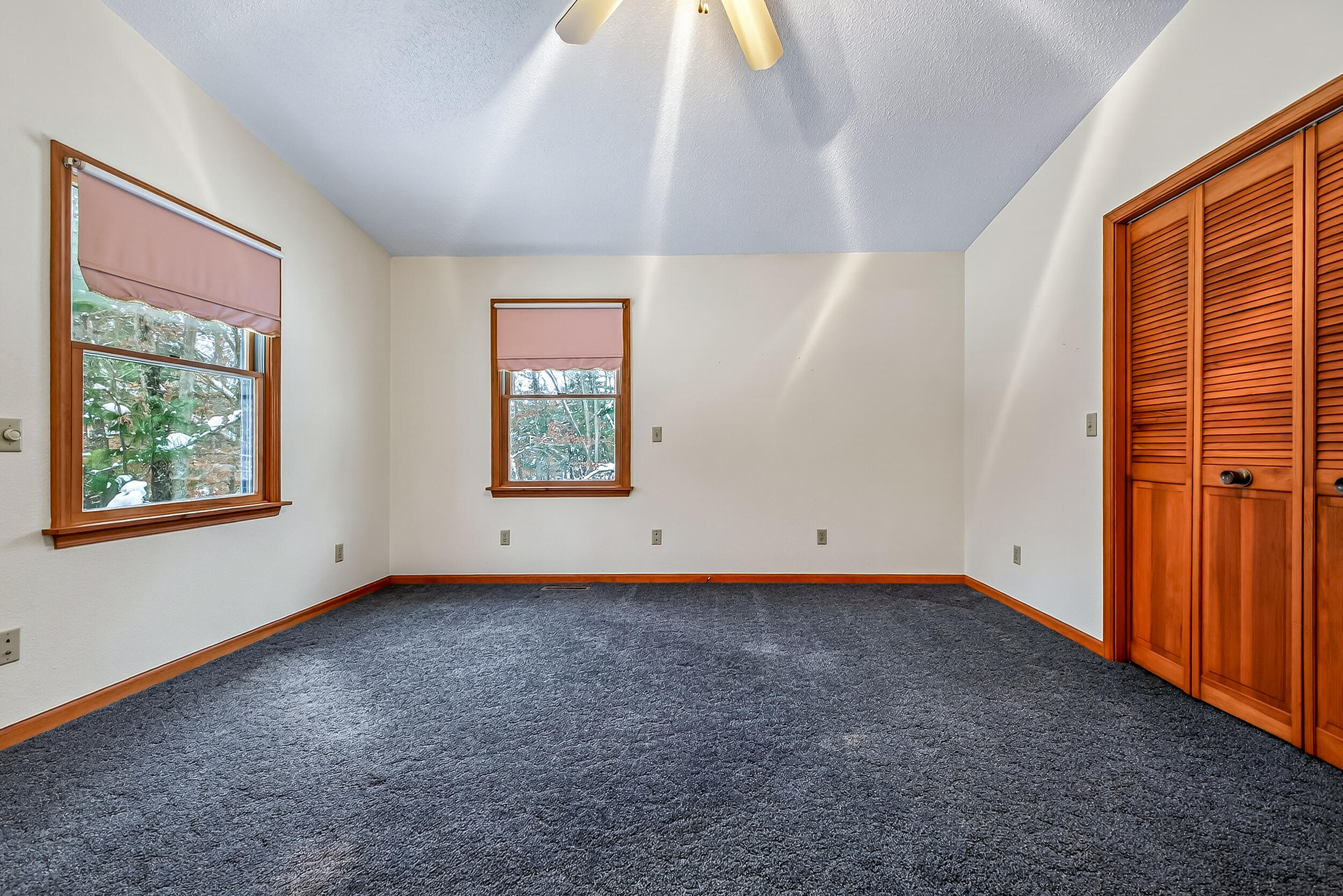 4333 Creekside Drive