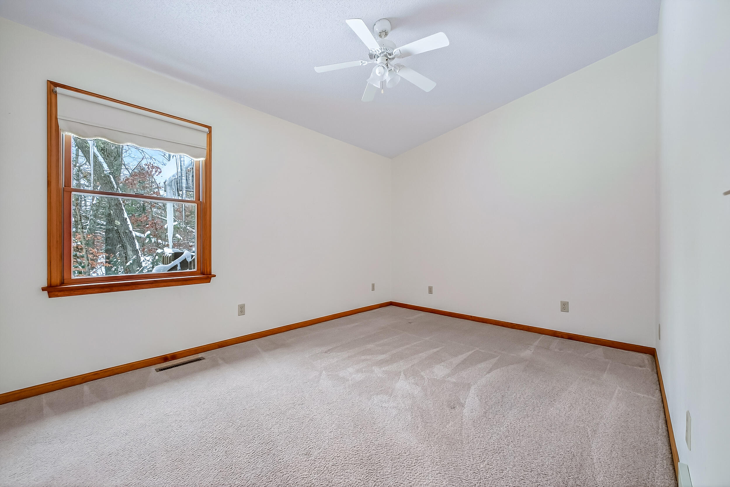 4333 Creekside Drive