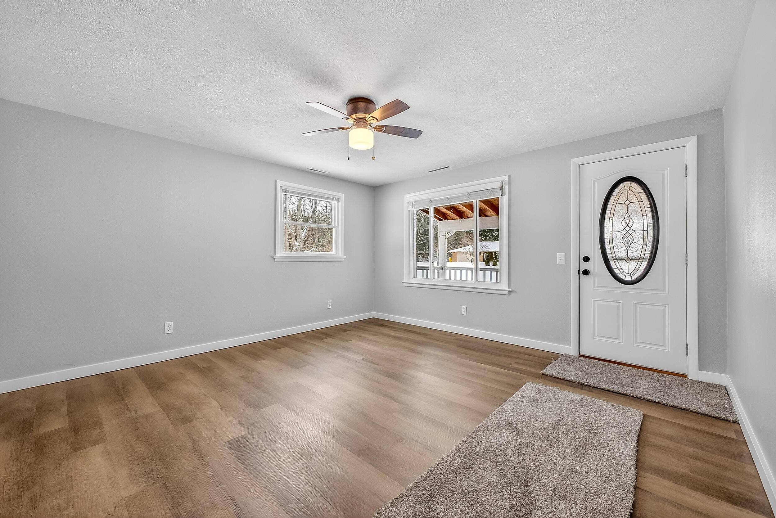 311 E Riley-Thompson Road