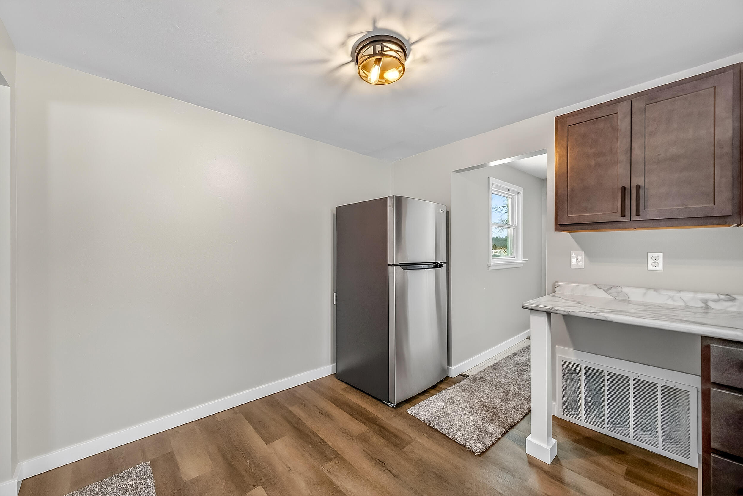 311 E Riley-Thompson Road