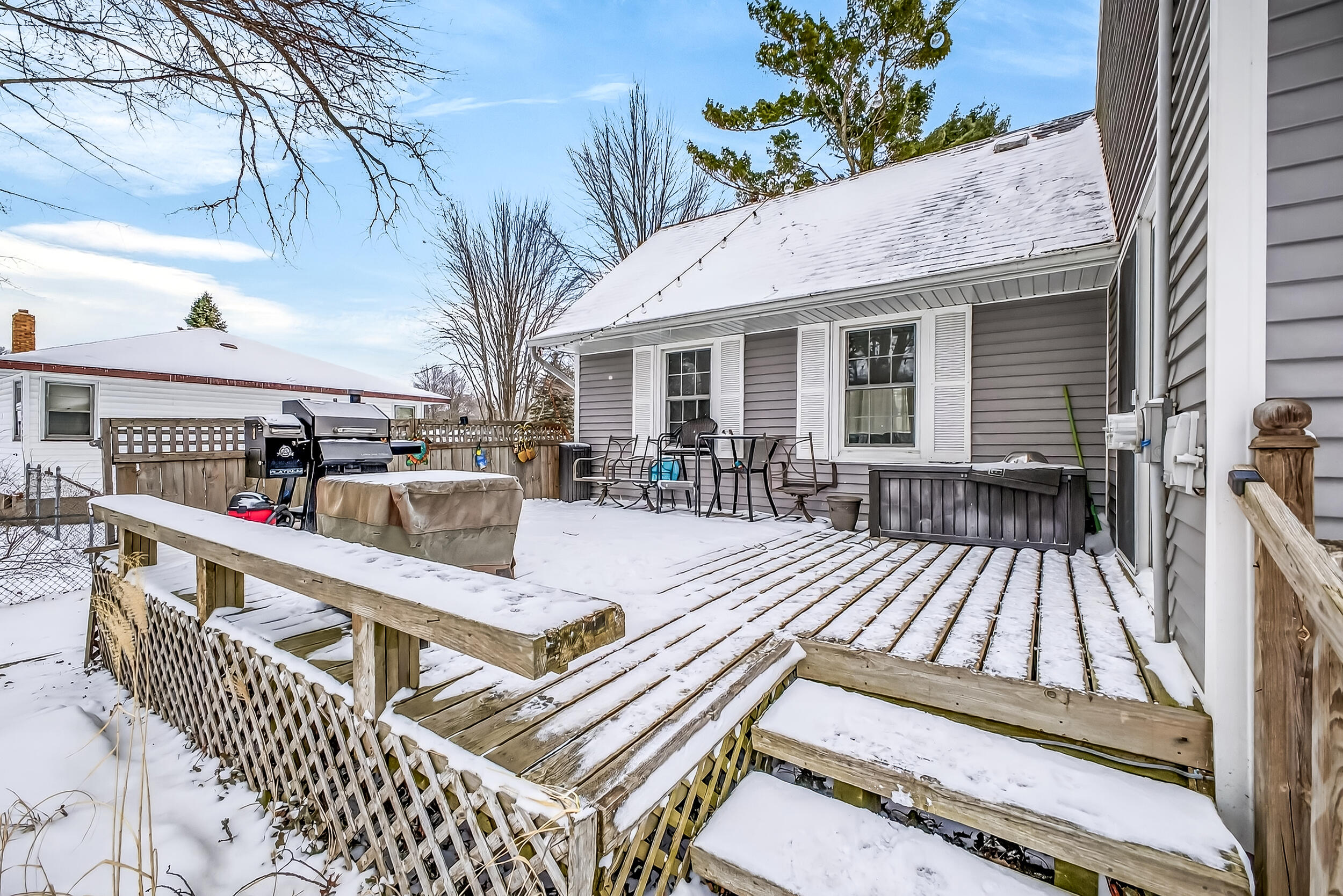 936 S Division Street