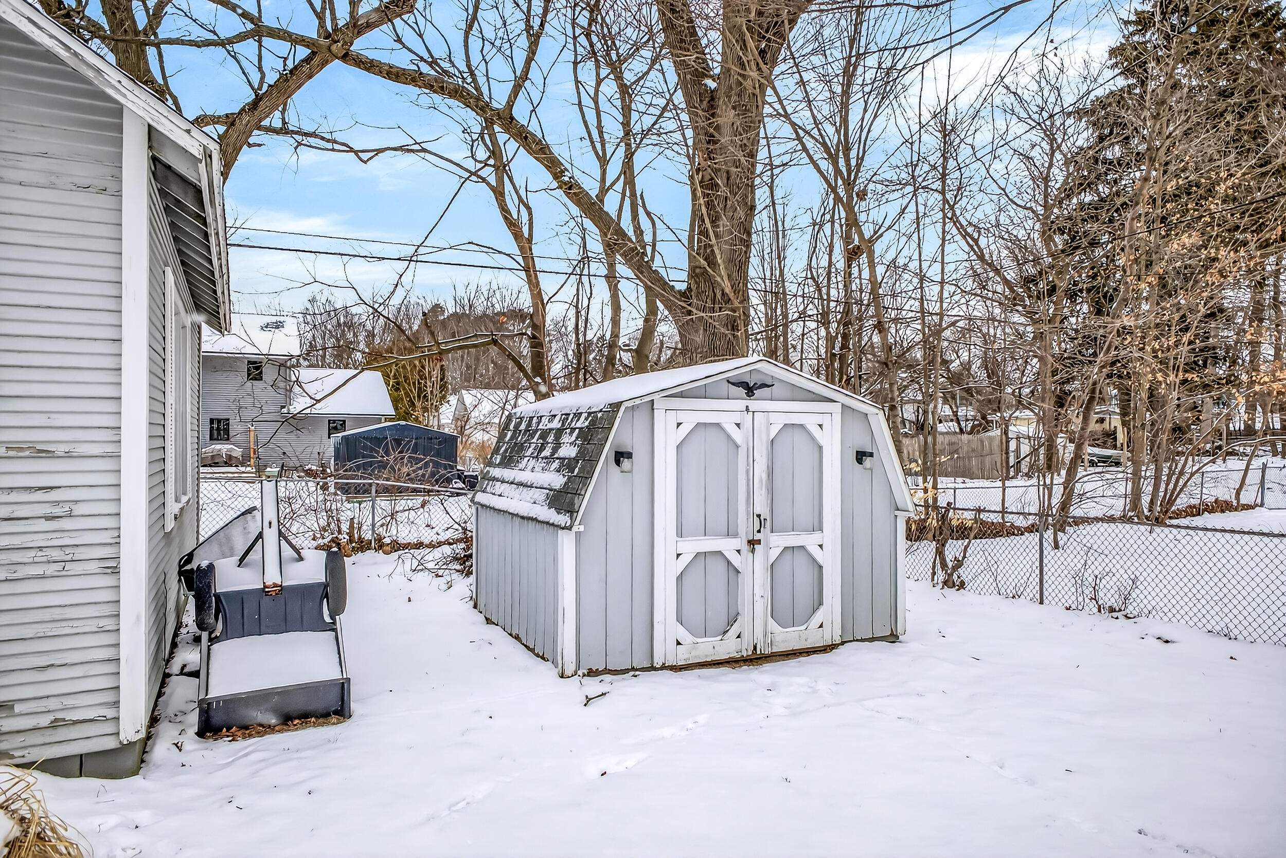 936 S Division Street