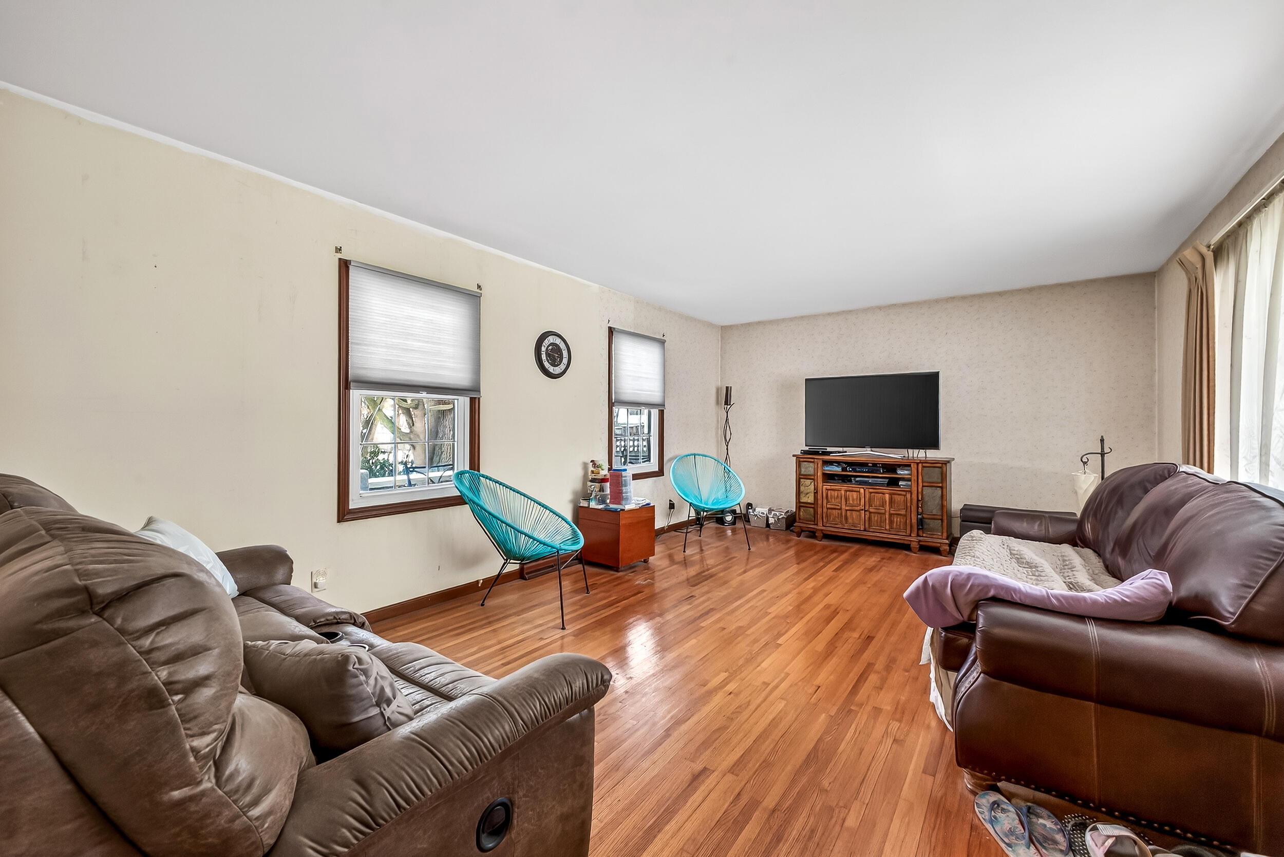 936 S Division Street