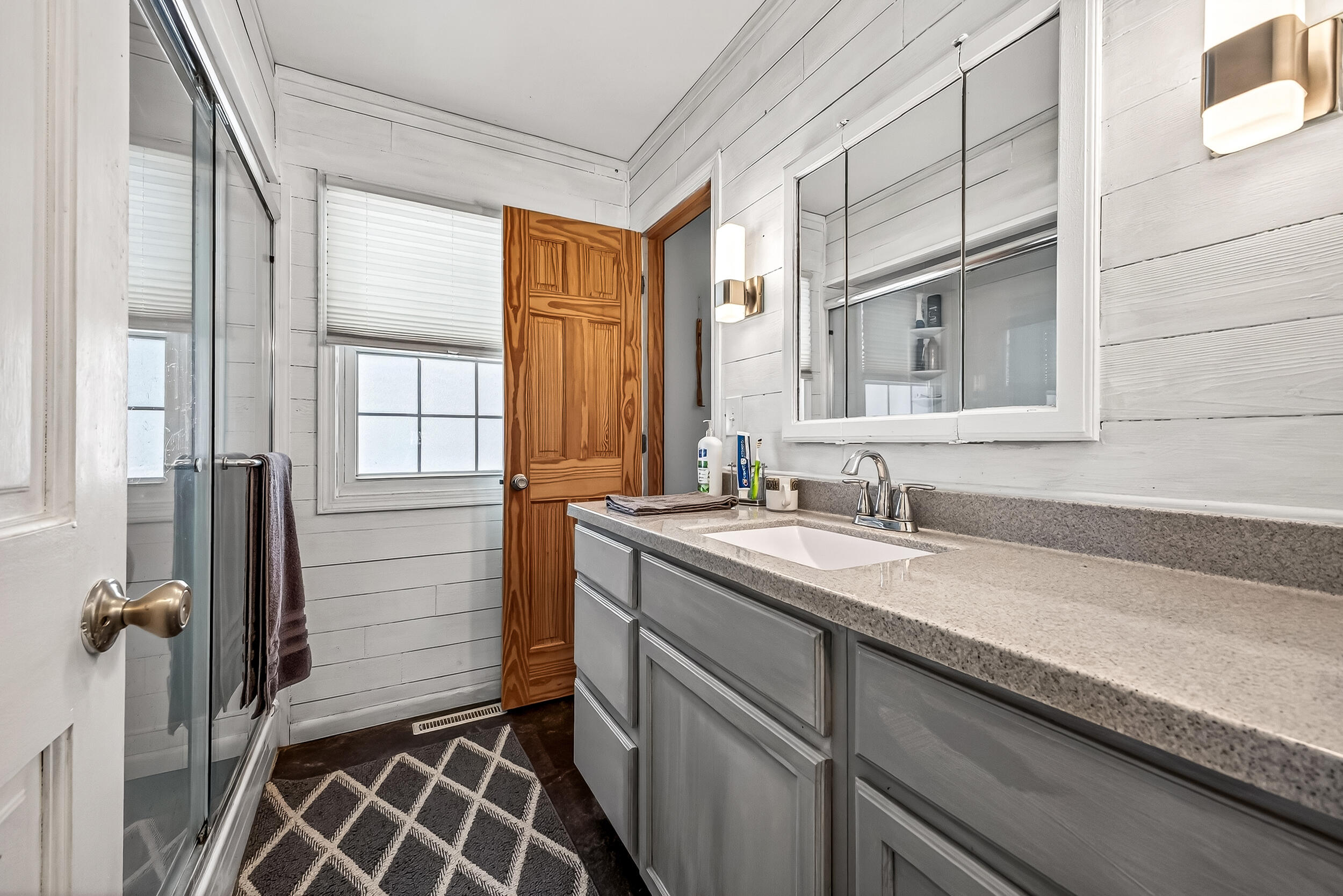 936 S Division Street