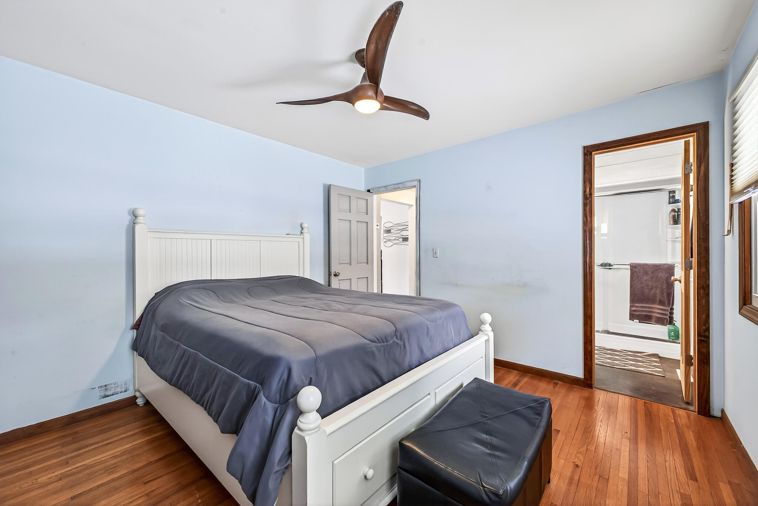 936 S Division Street