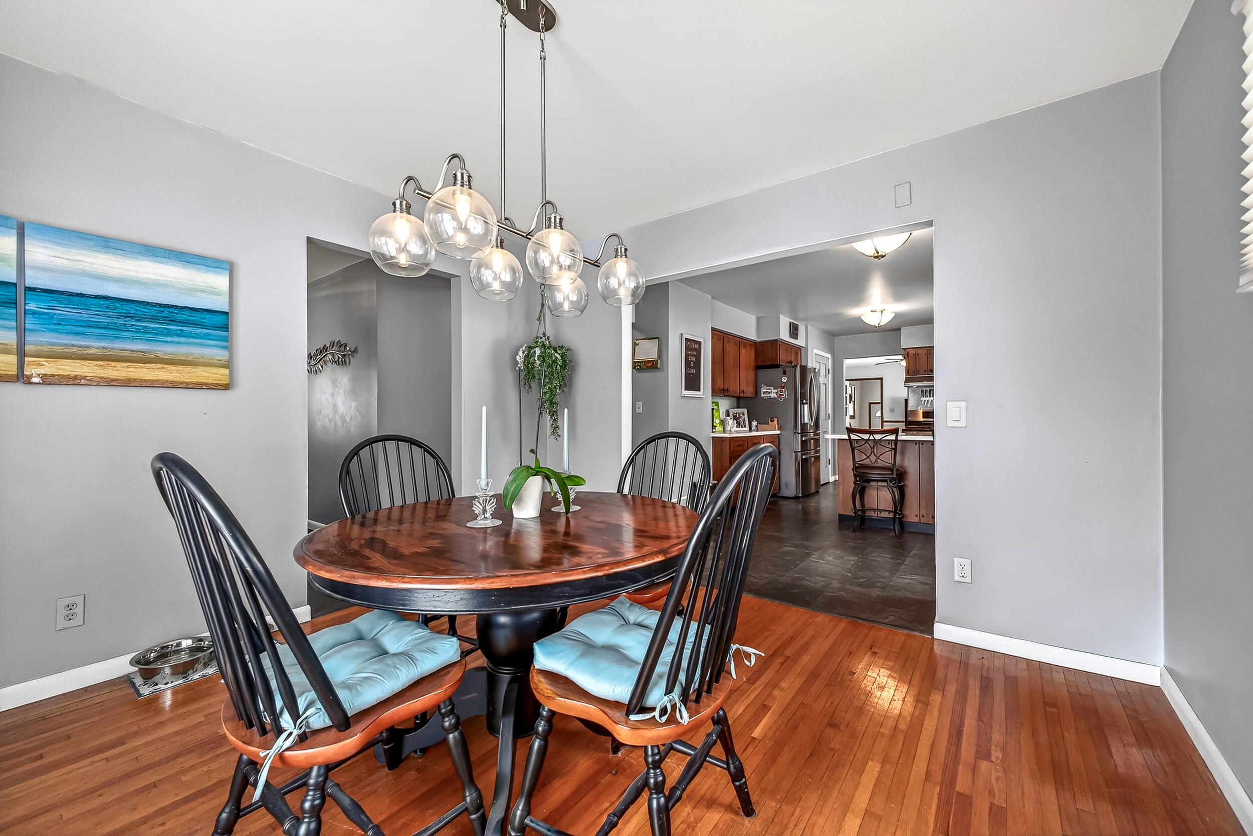 936 S Division Street