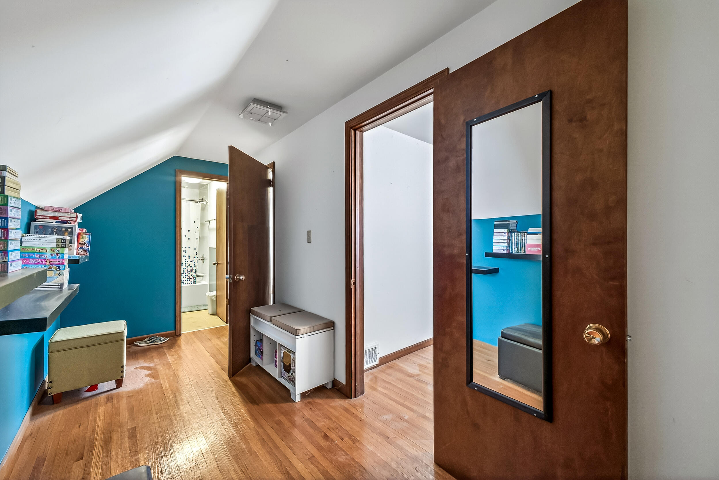 936 S Division Street