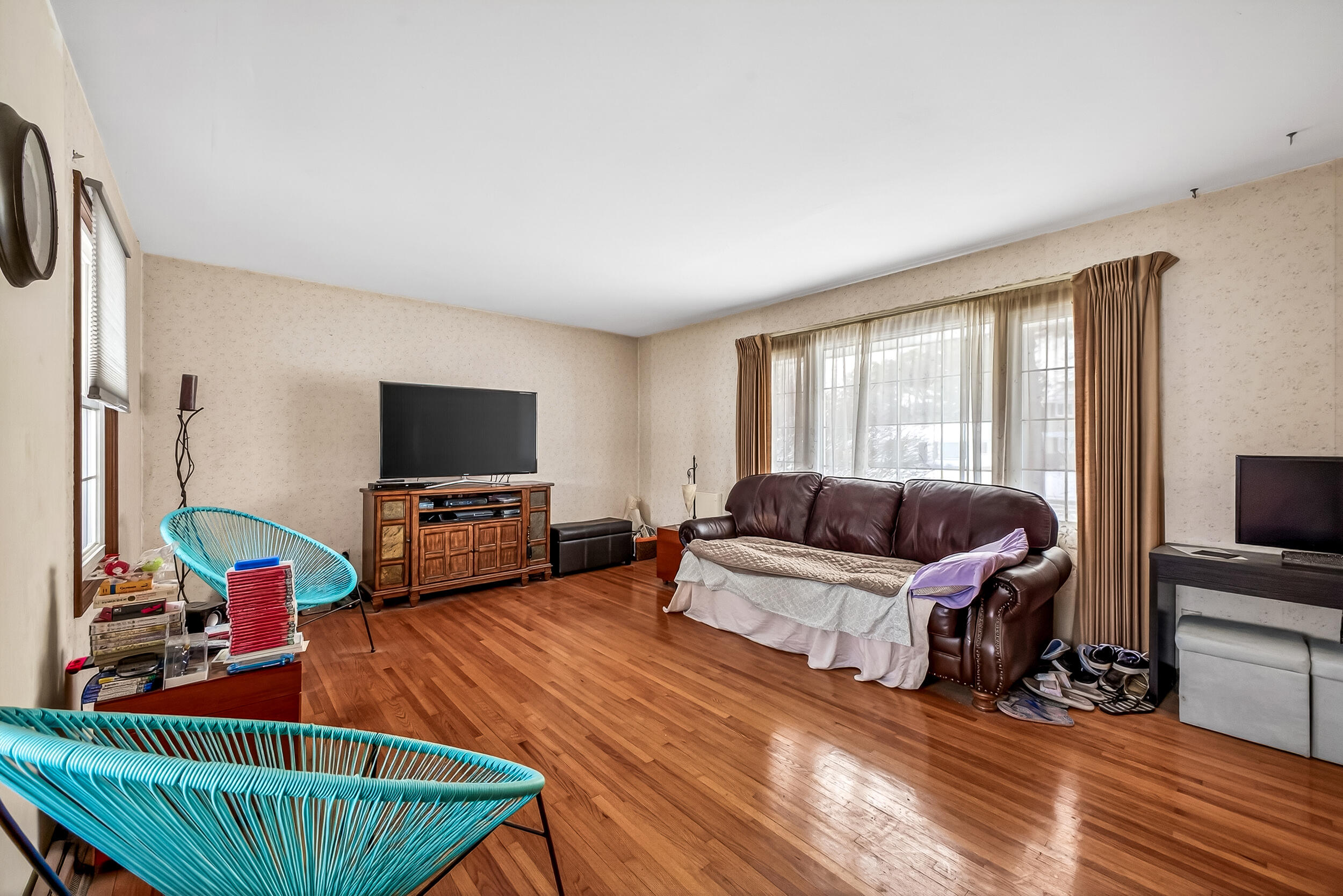 936 S Division Street