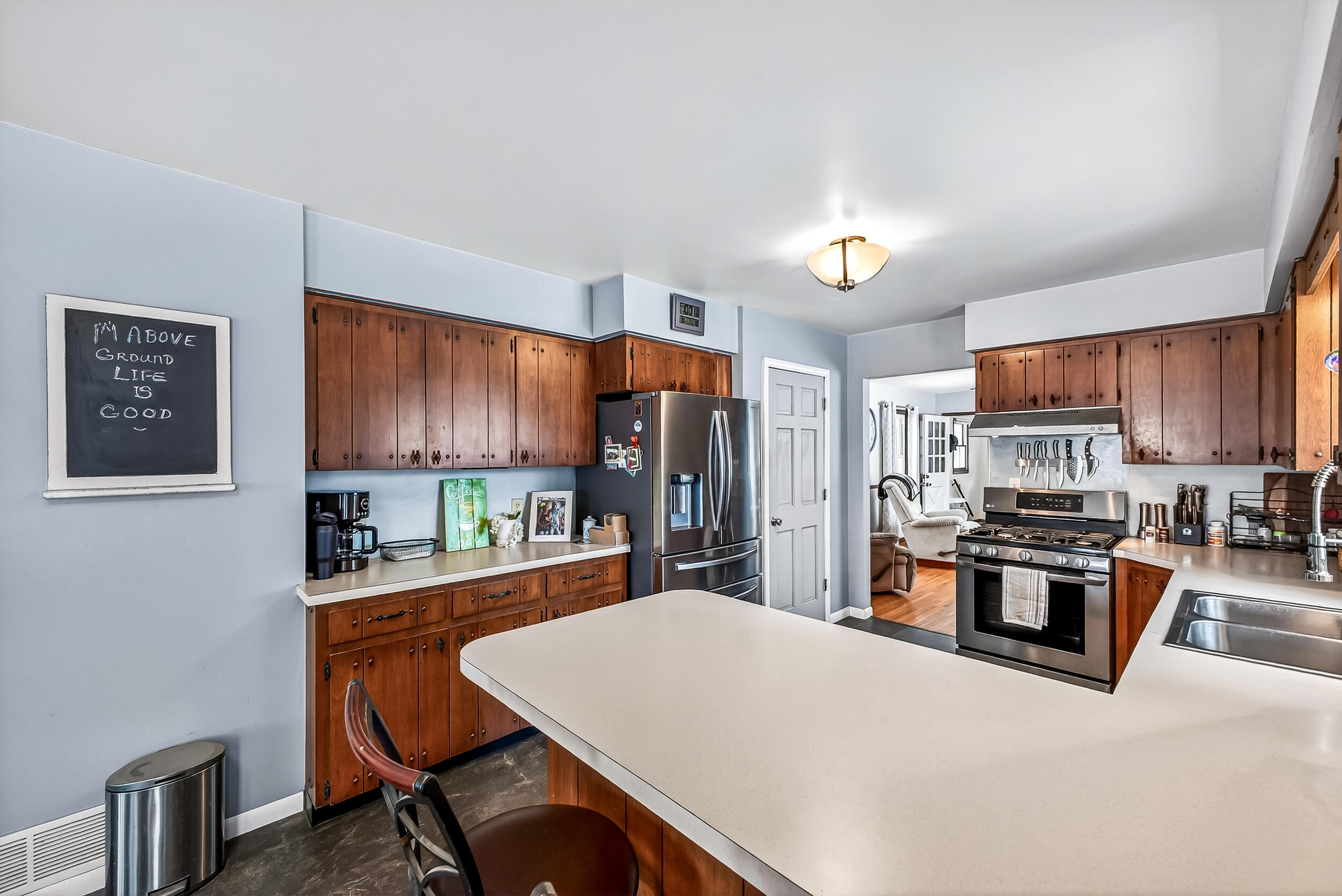 936 S Division Street