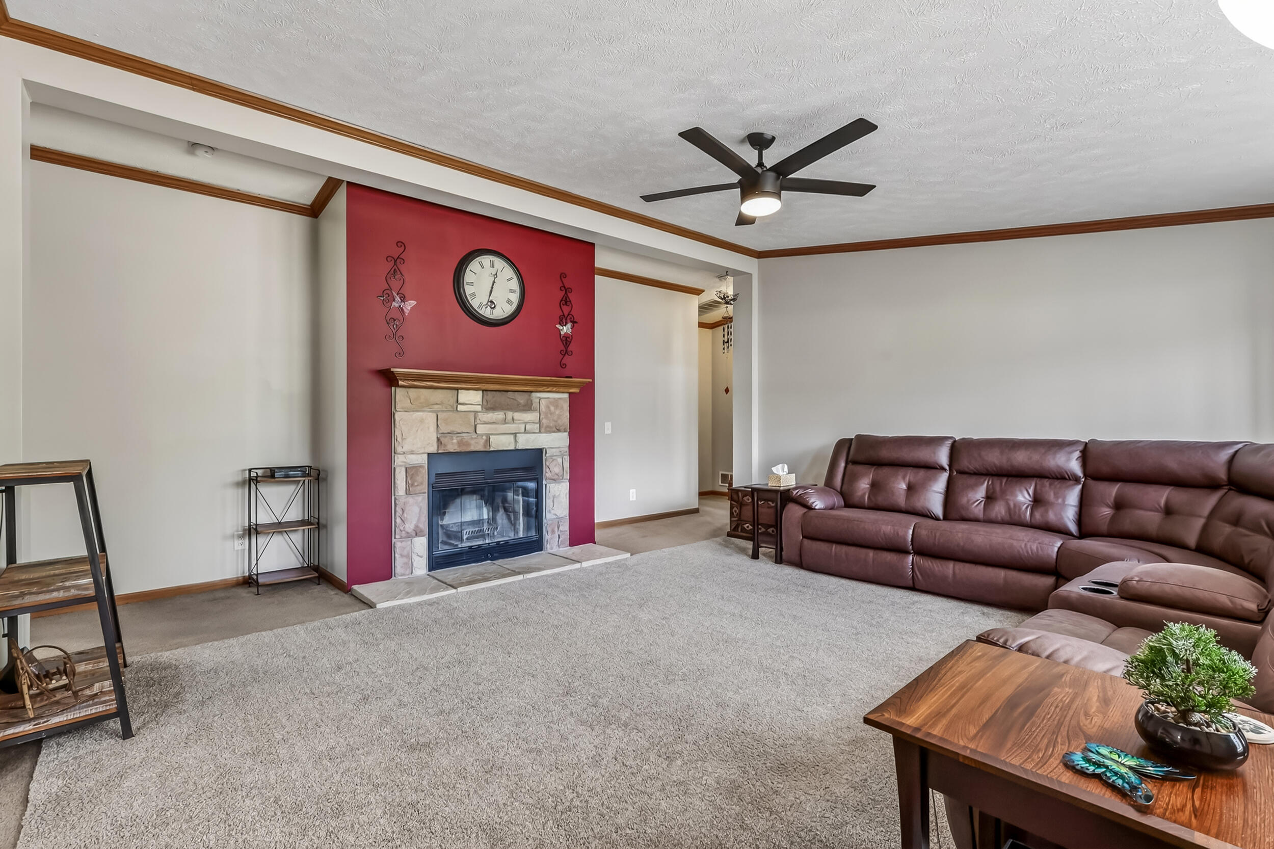 6243 N Wildrose Way