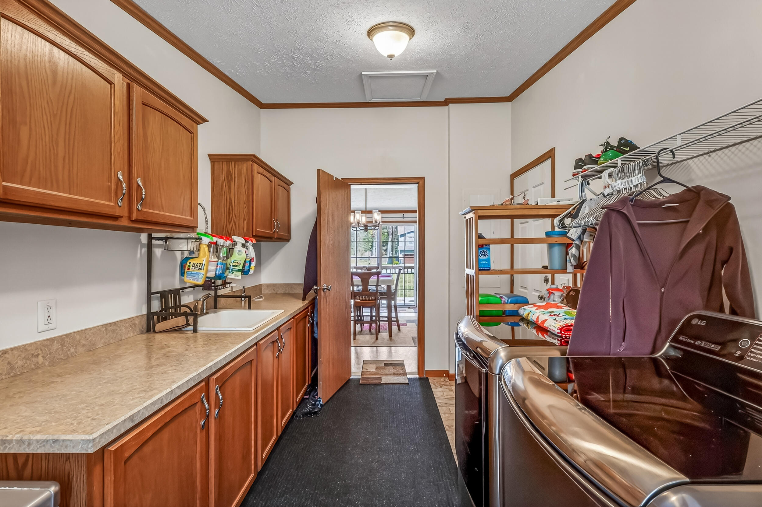 6243 N Wildrose Way