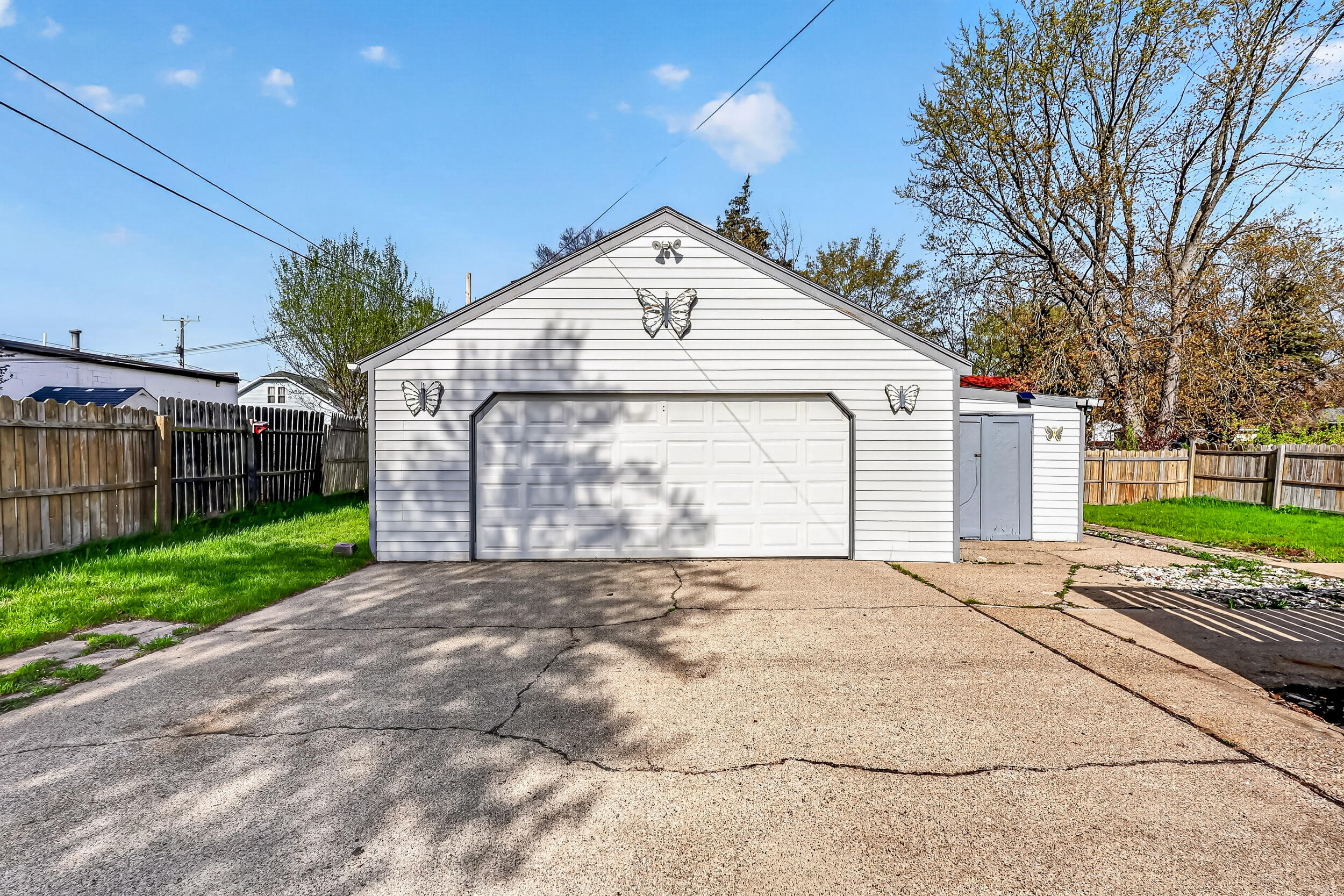 965 S Sheridan Drive