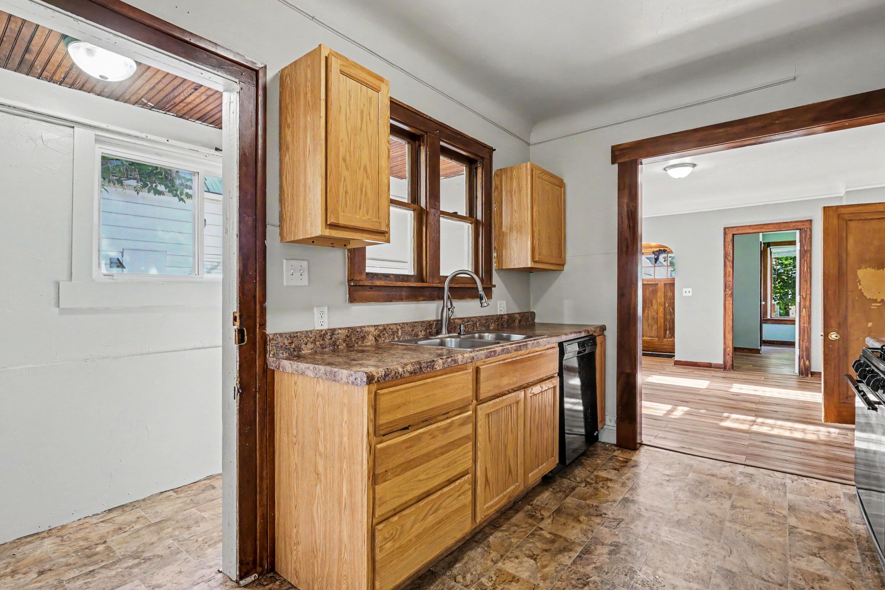 1023 Pulawski Street SW