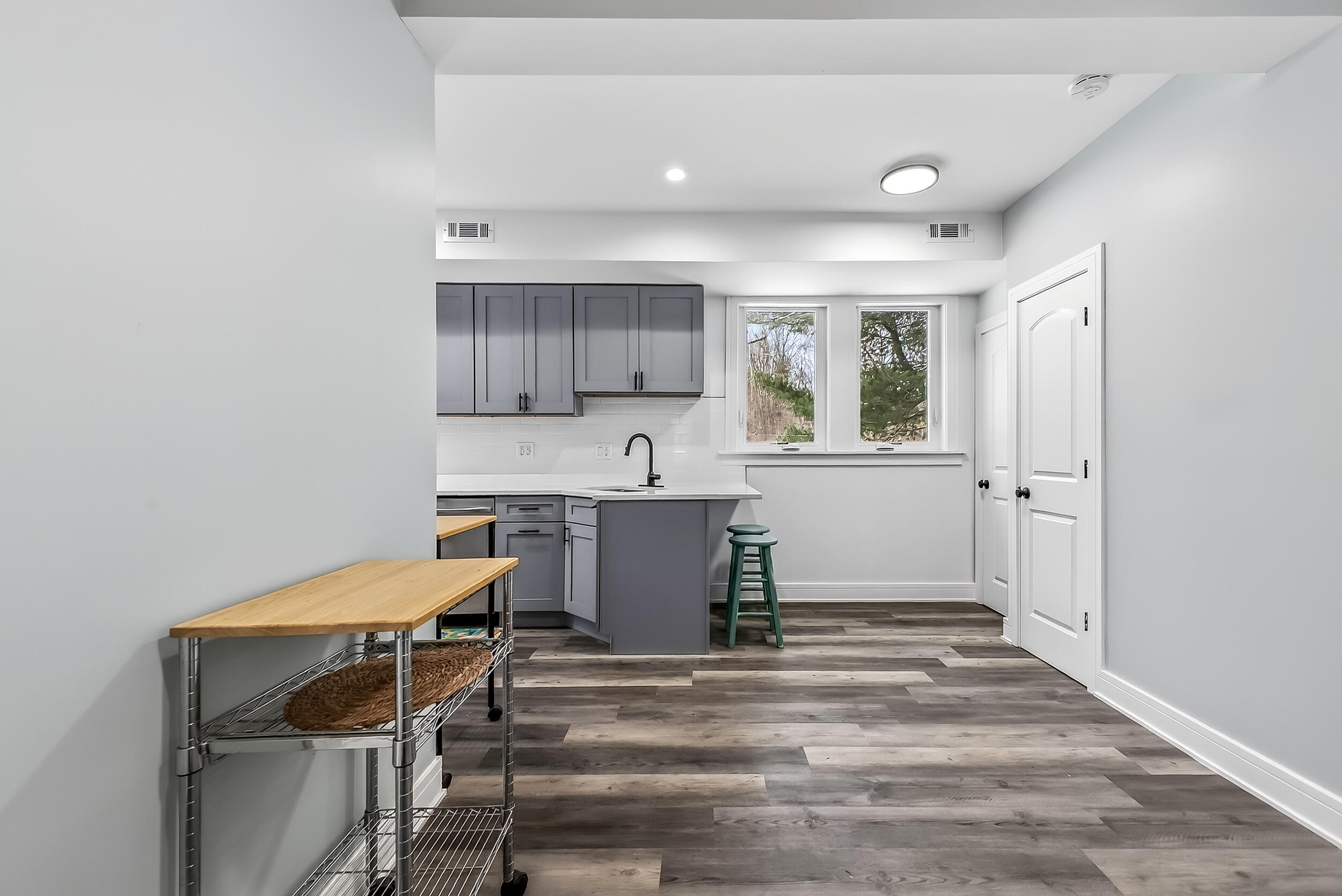 7107 West Webster Road
