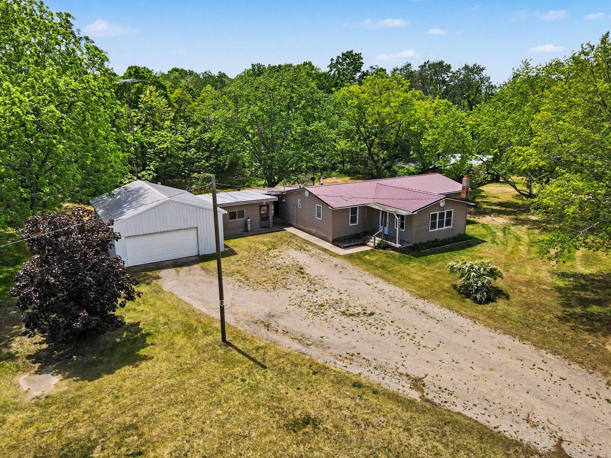 3599 S Maple Island Road