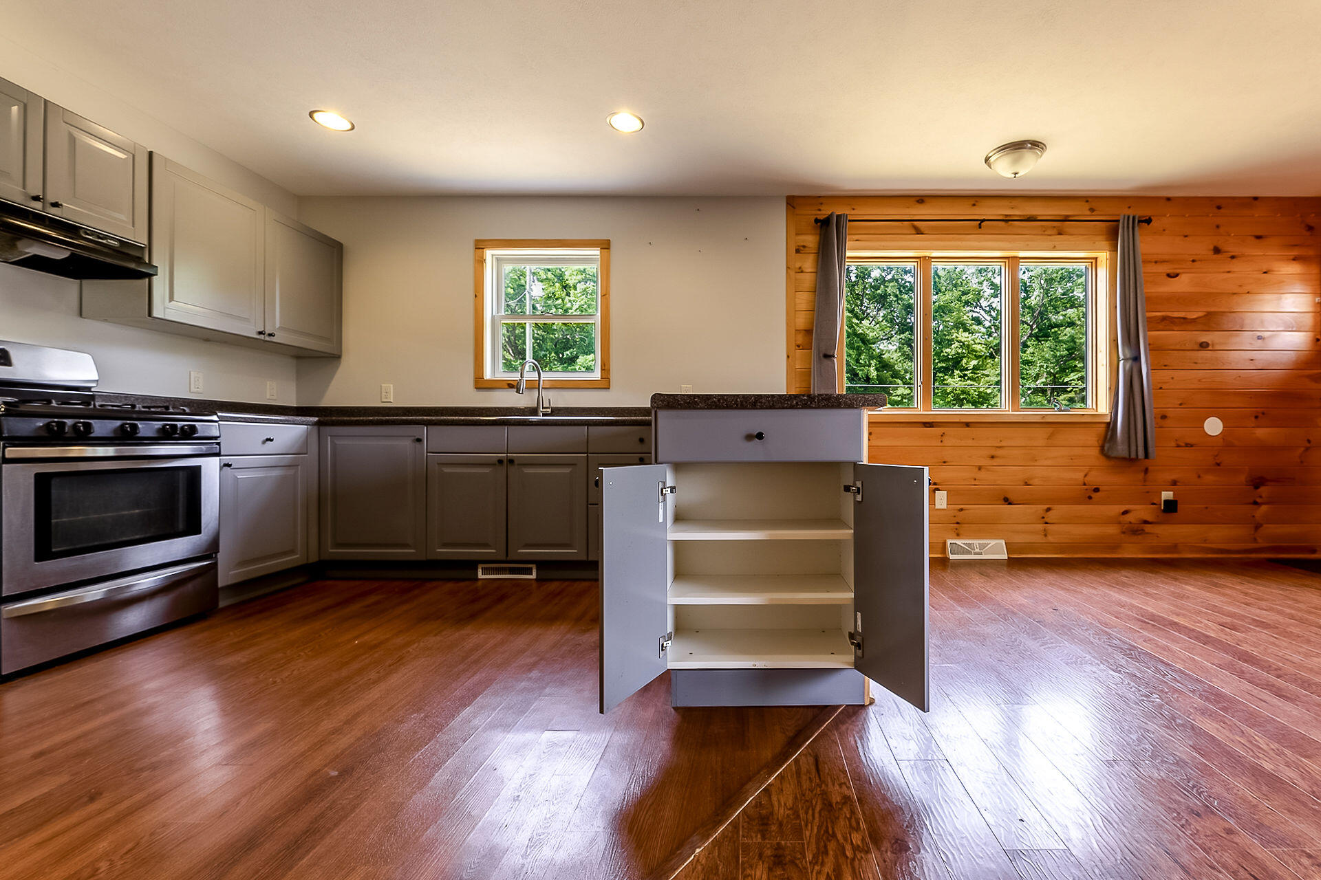 3311 W Webster Road