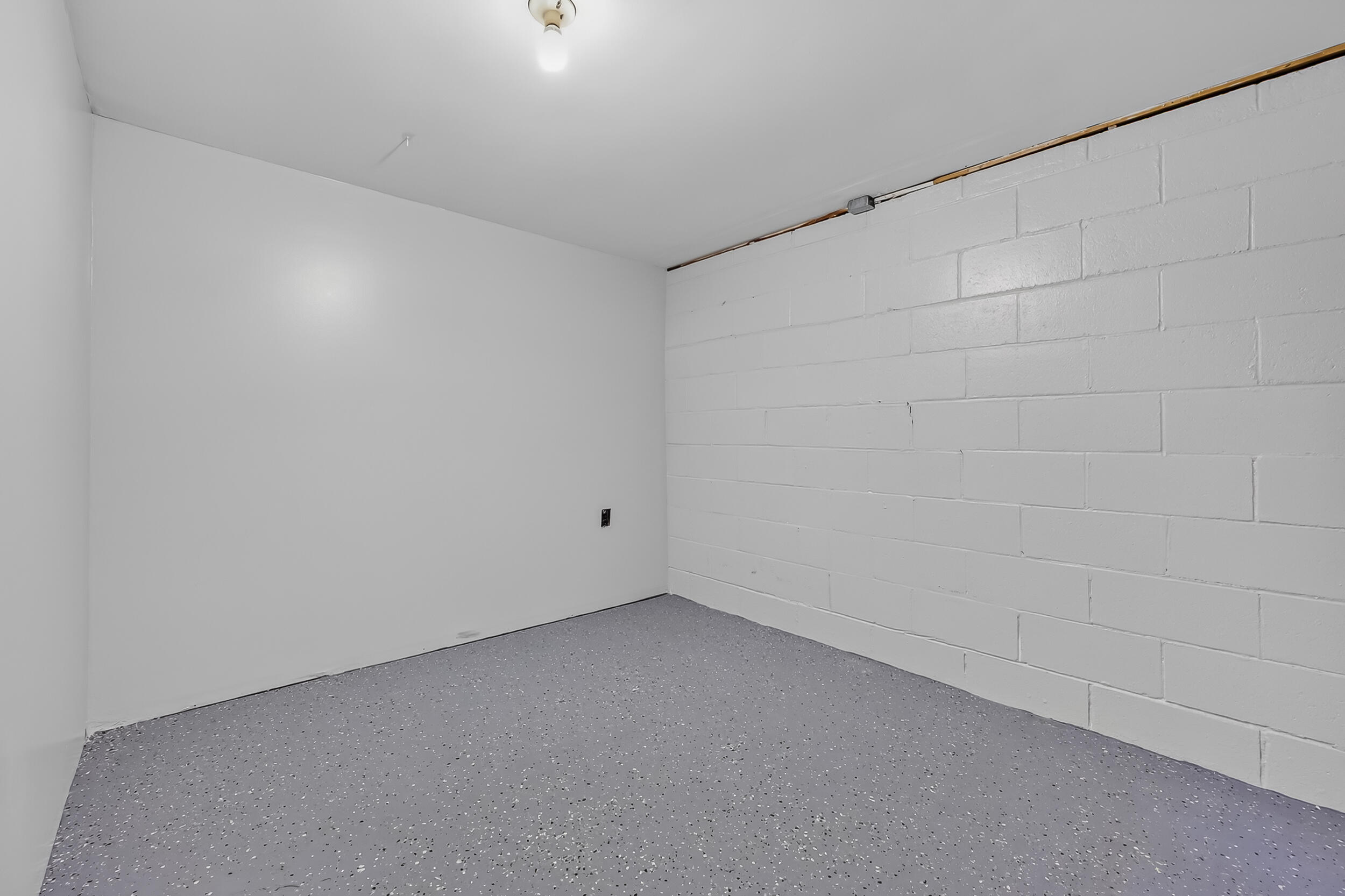 2897 W Winston Road